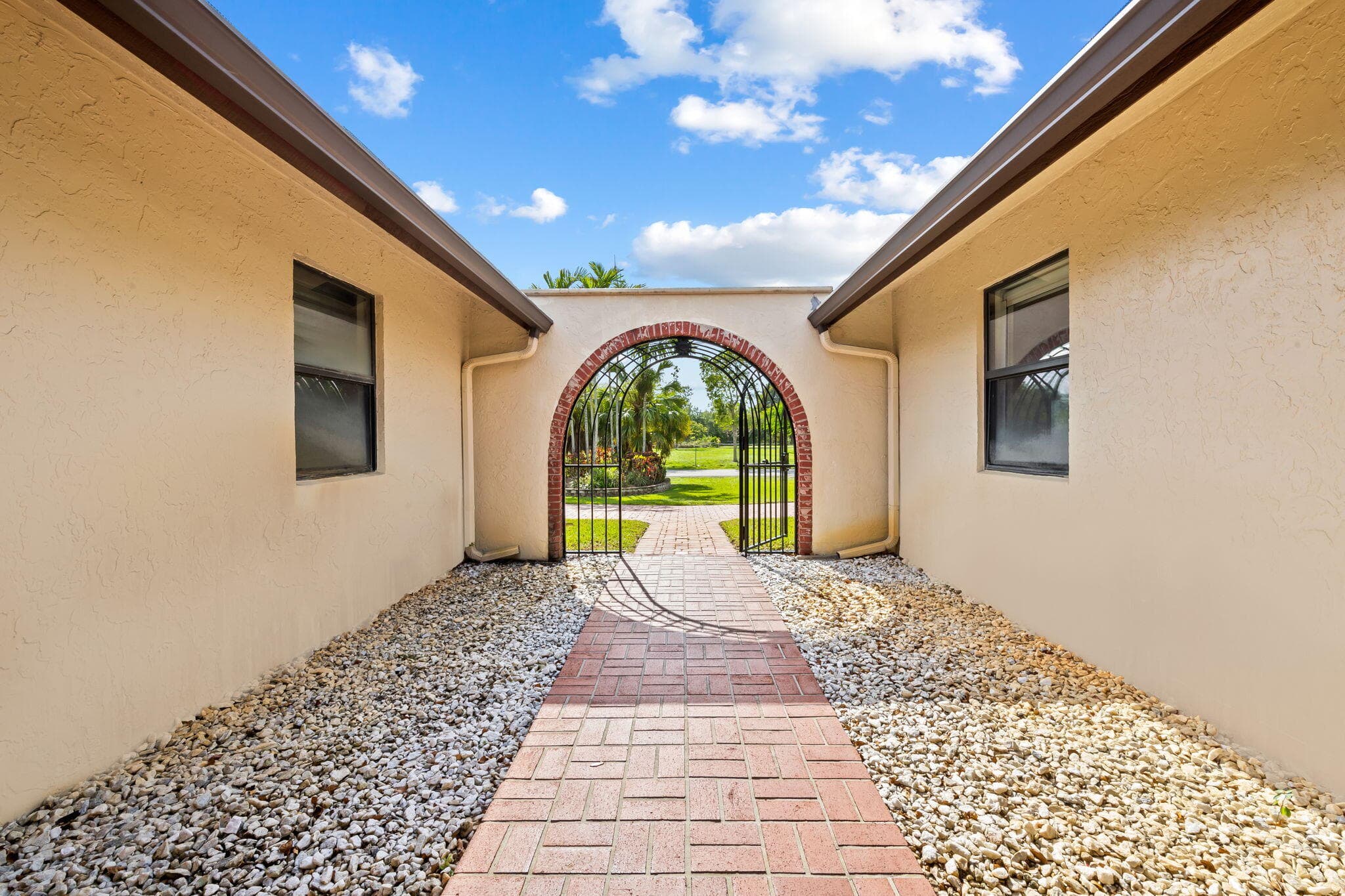 5500 SW 111th Terrace, Davie, FL 33328 — photo 35 of 43