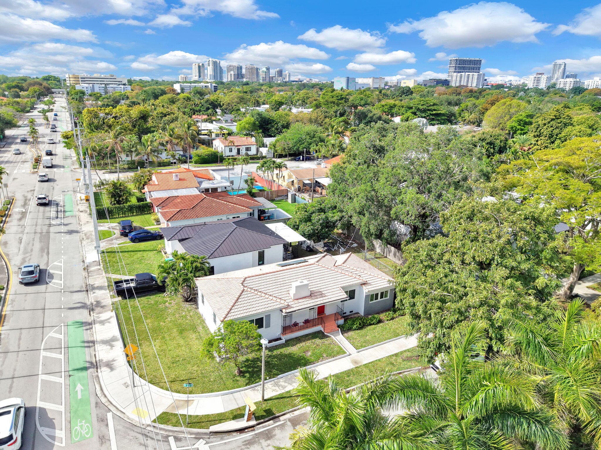 2200 SW 23rd Terrace, Miami, FL 33145 — photo 4 of 53