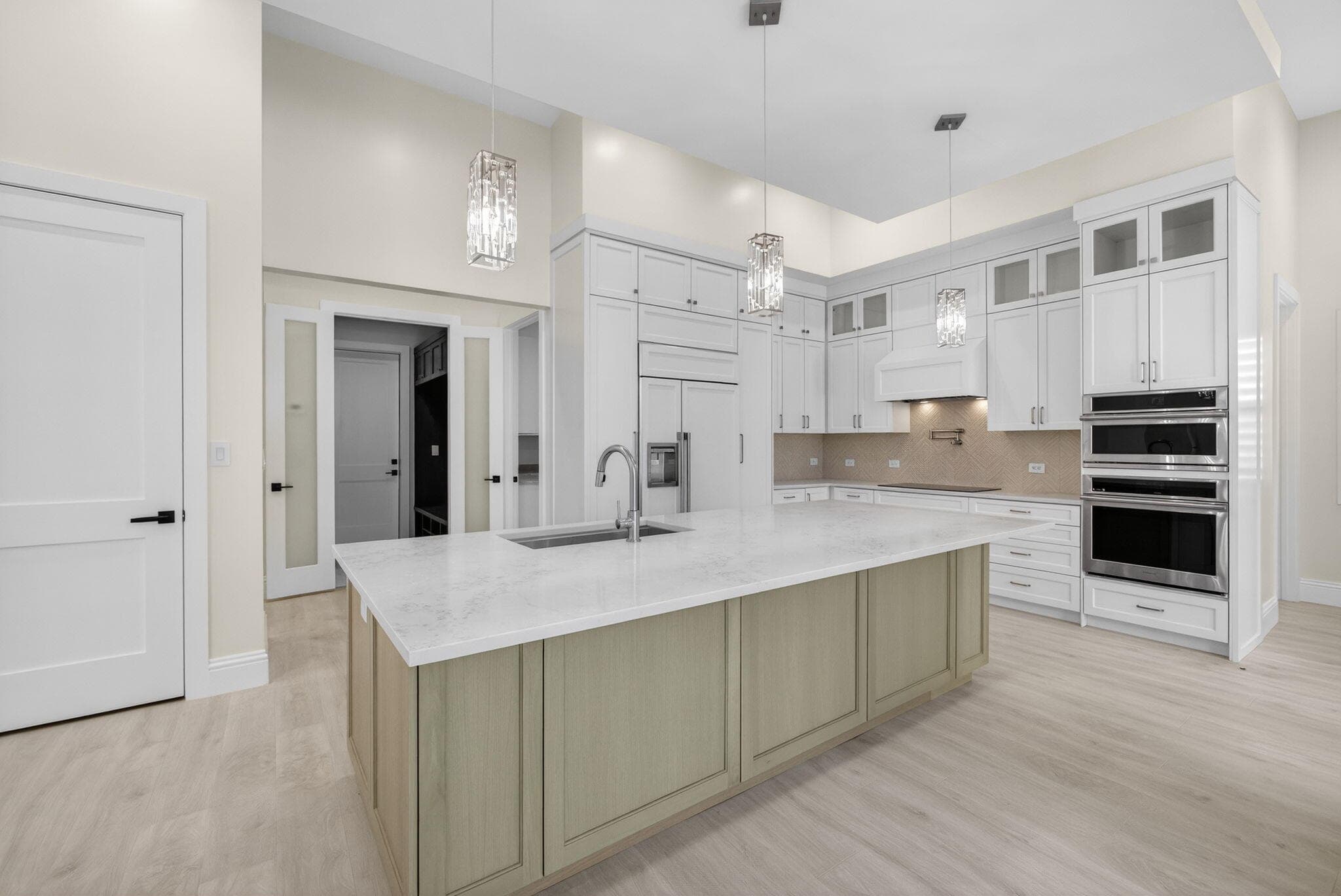 8771 Man O War Road, Palm Beach Gardens, FL 33418 — photo 14 of 61