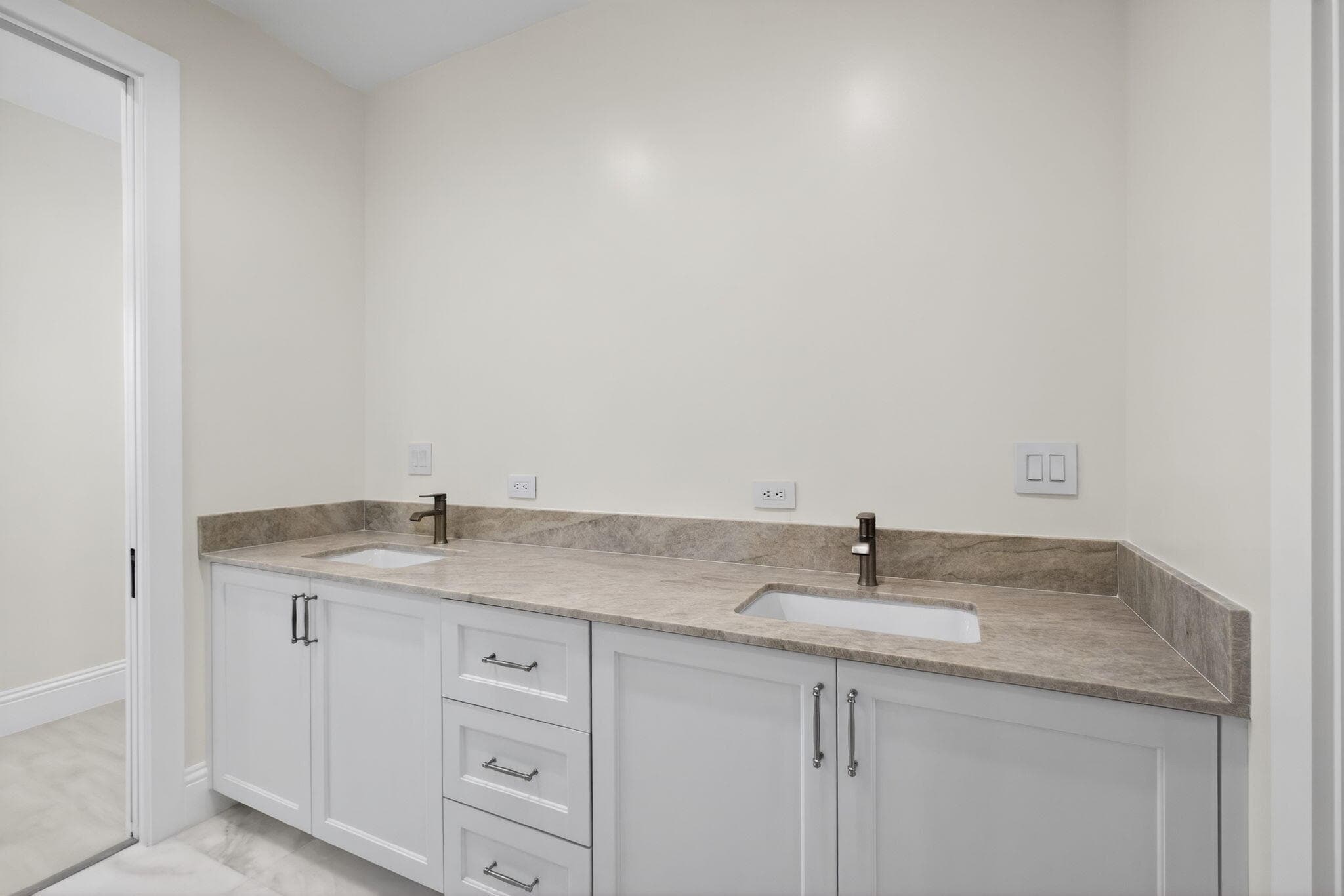 8771 Man O War Road, Palm Beach Gardens, FL 33418 — photo 43 of 61