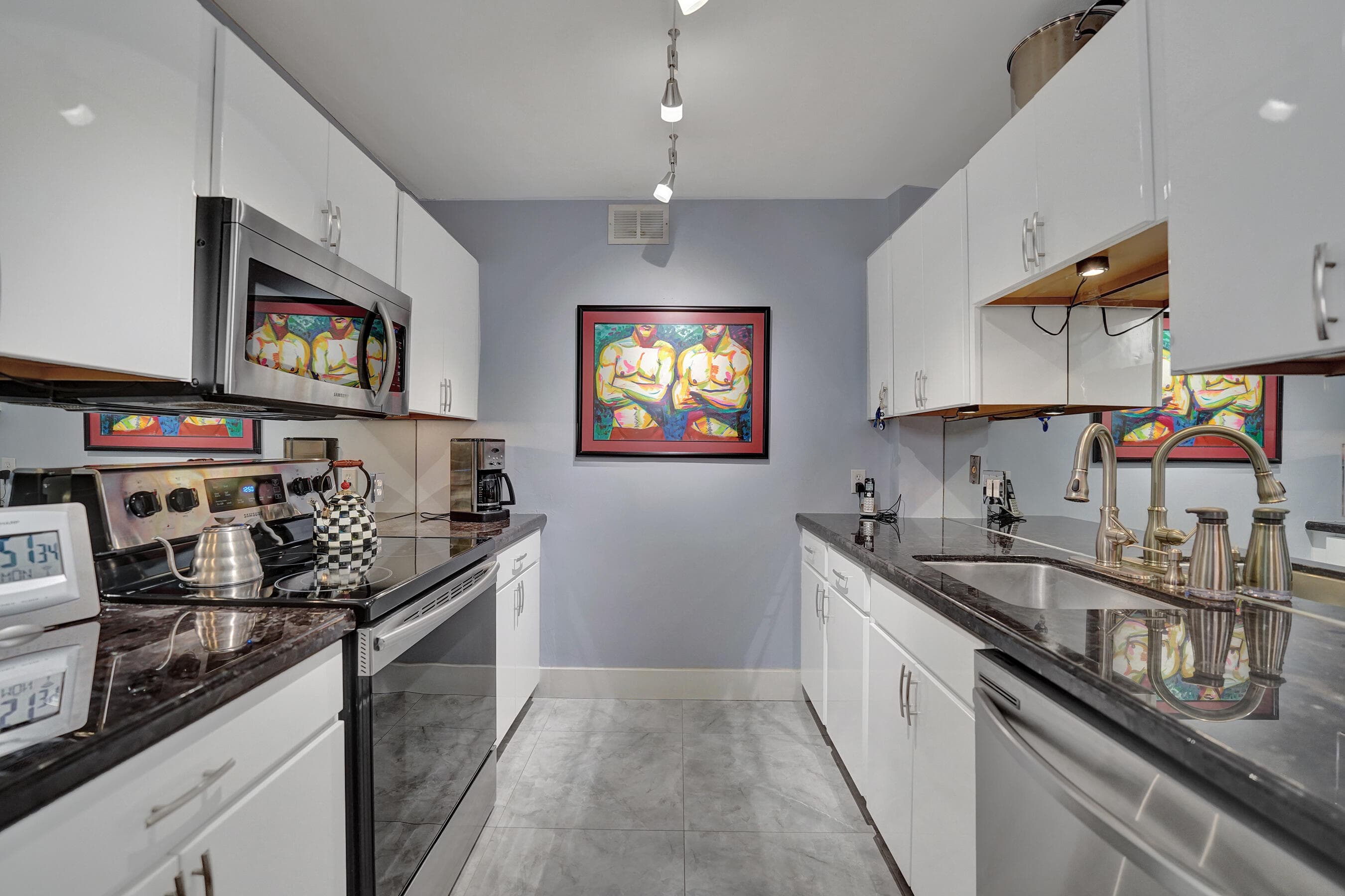 1930 NE 2nd Avenue 117l, Wilton Manors, FL 33305 — photo 10 of 38