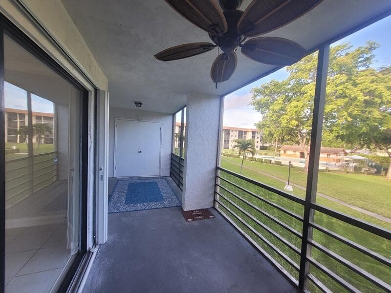 5917 Via Vermilya 206, Lake Worth, FL 33462 — photo 29 of 77