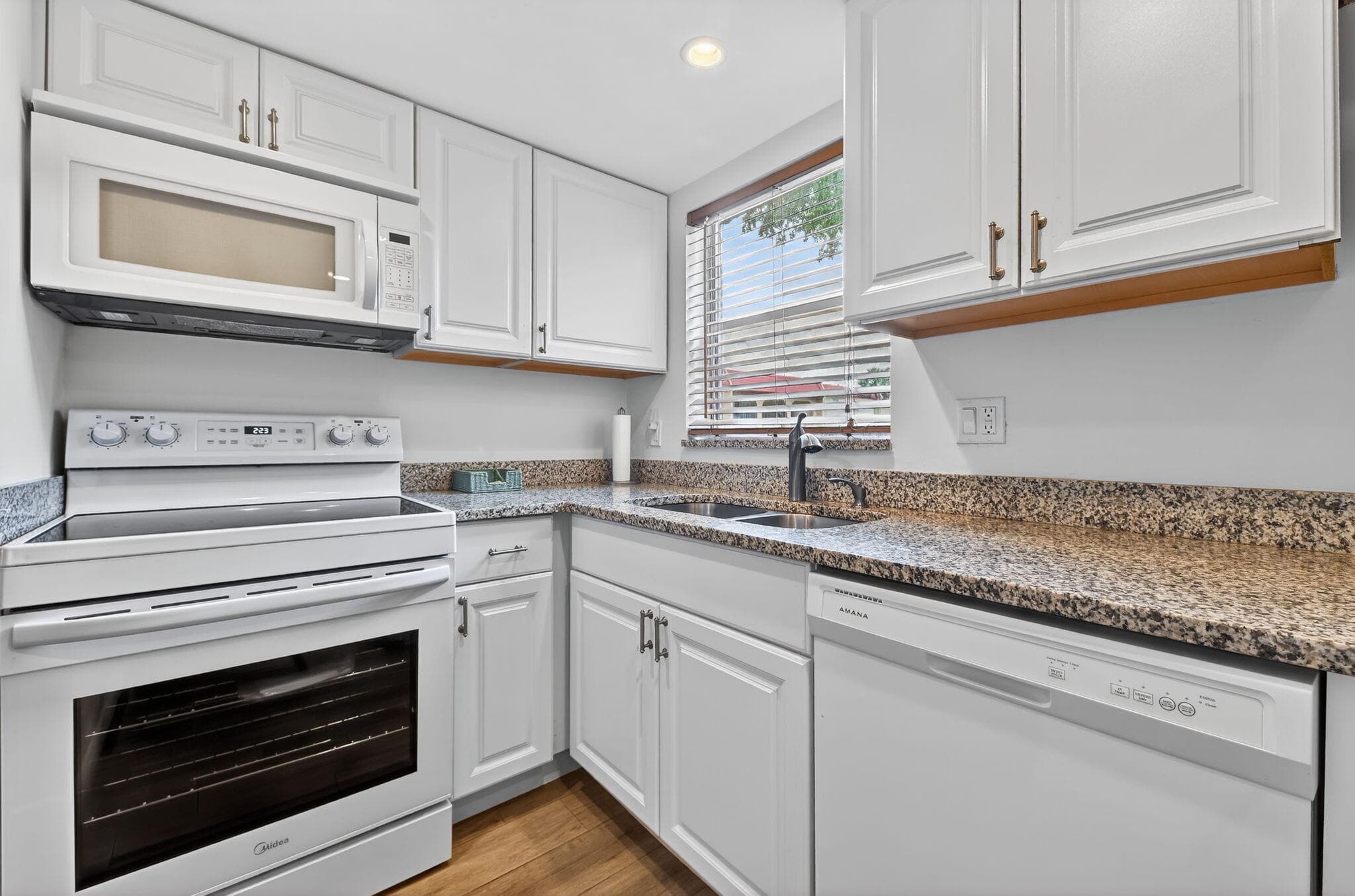 211 Lake Dora Drive, West Palm Beach, FL 33411 — photo 2 of 23