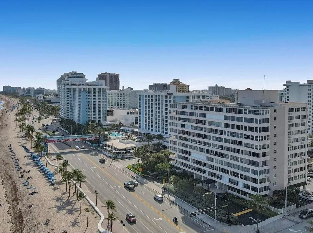 345 N Fort Lauderdale Beach Boulevard 201, Fort Lauderdale, FL 33304 — photo 2 of 13