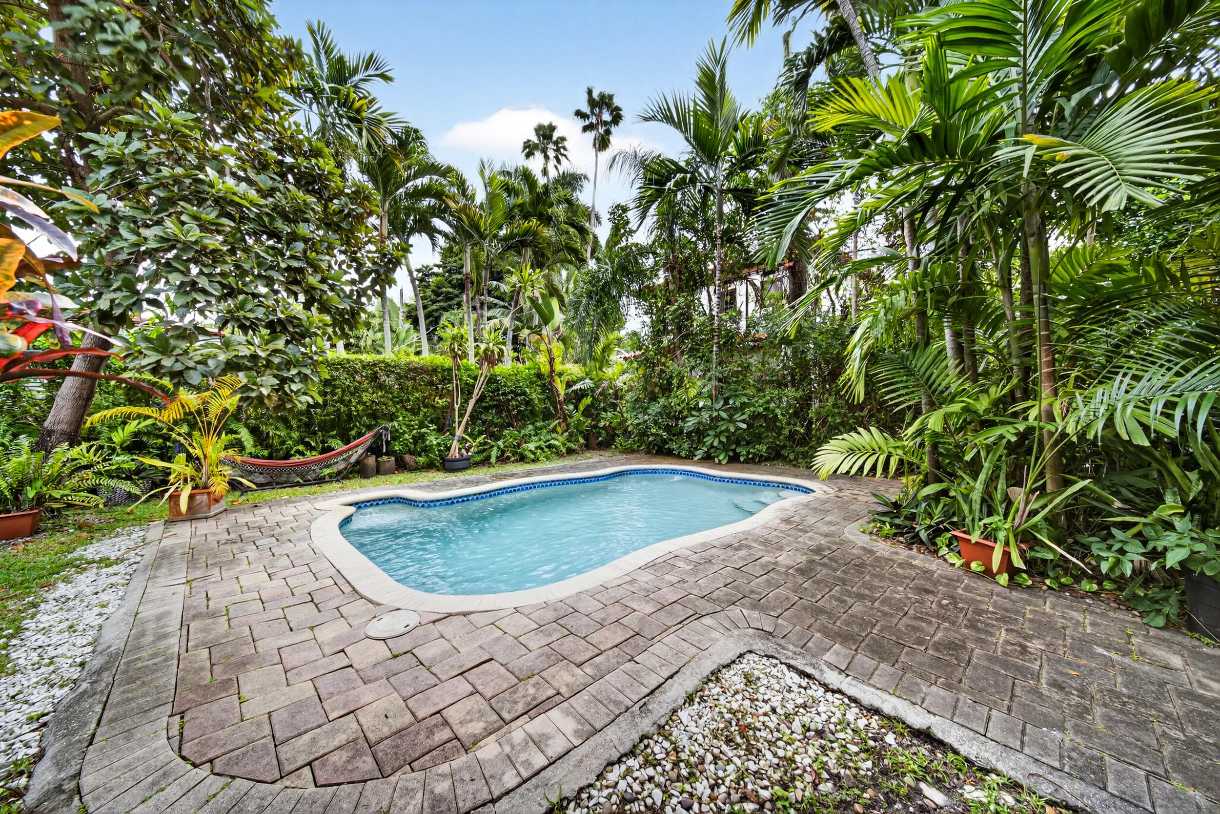 320 San Sebastian Avenue, Coral Gables, FL 33134 — photo 26 of 54