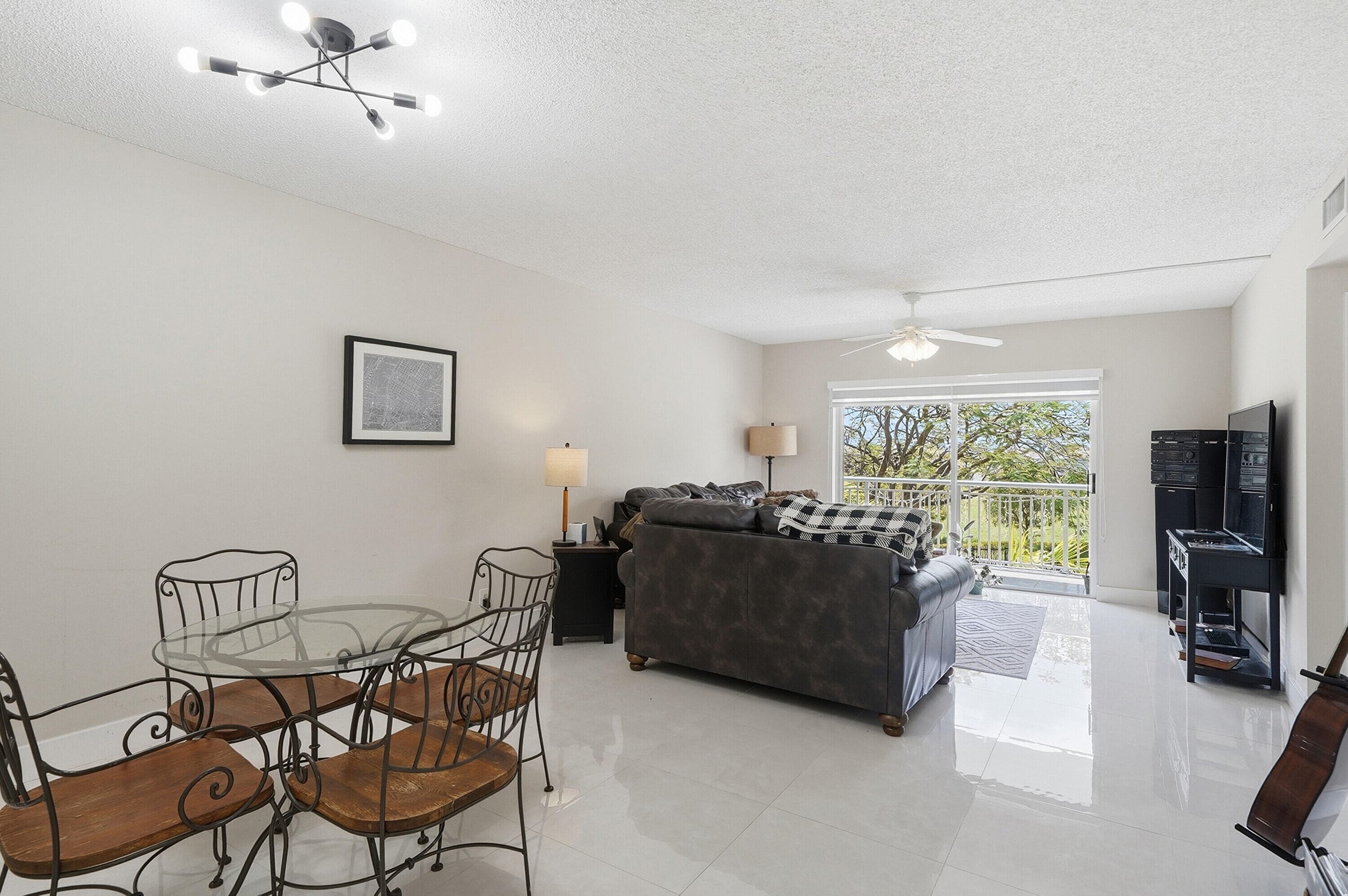 3800 Hillcrest Drive 310, Hollywood, FL 33021 — photo 11 of 35
