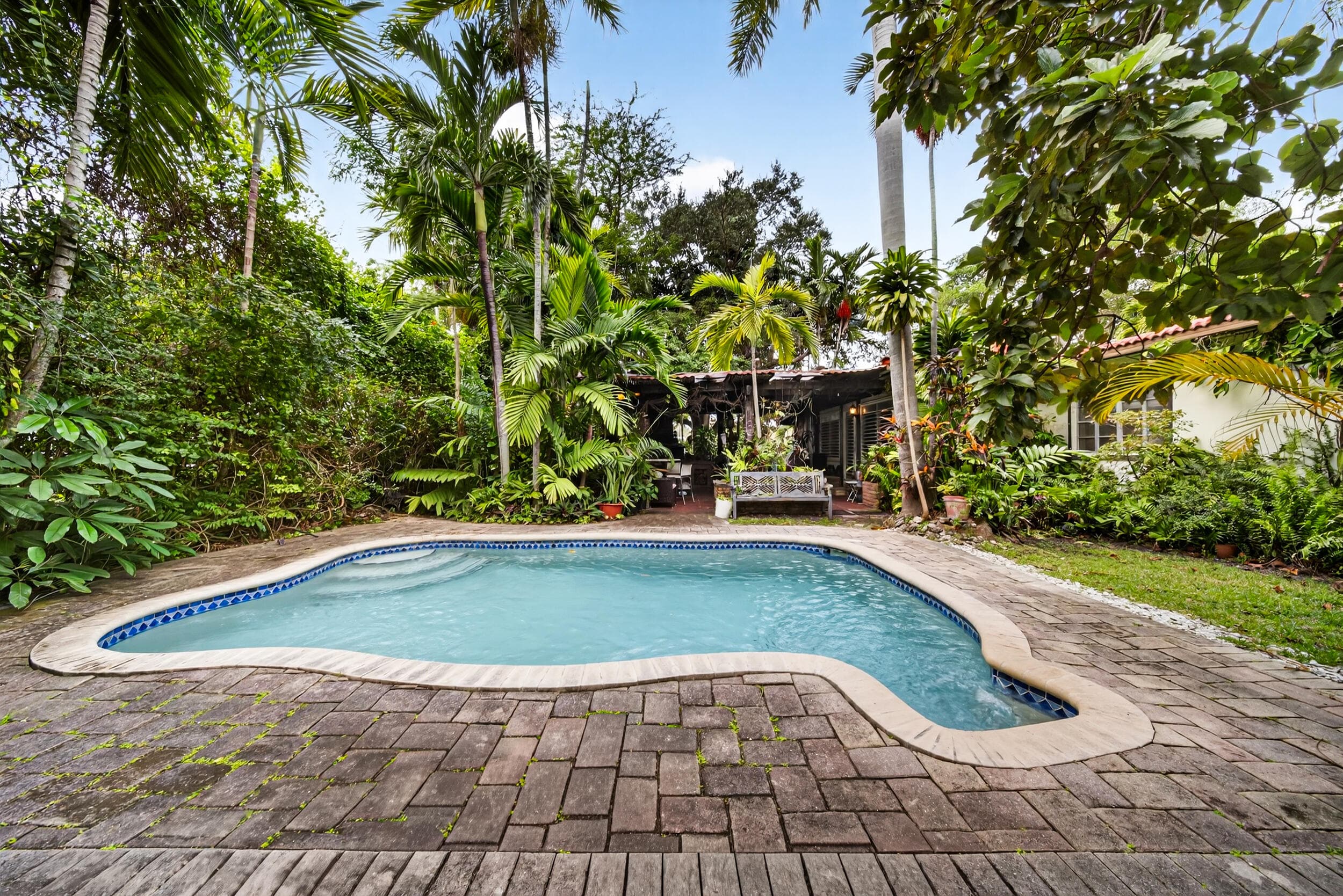 320 San Sebastian Avenue, Coral Gables, FL 33134 — photo 23 of 54
