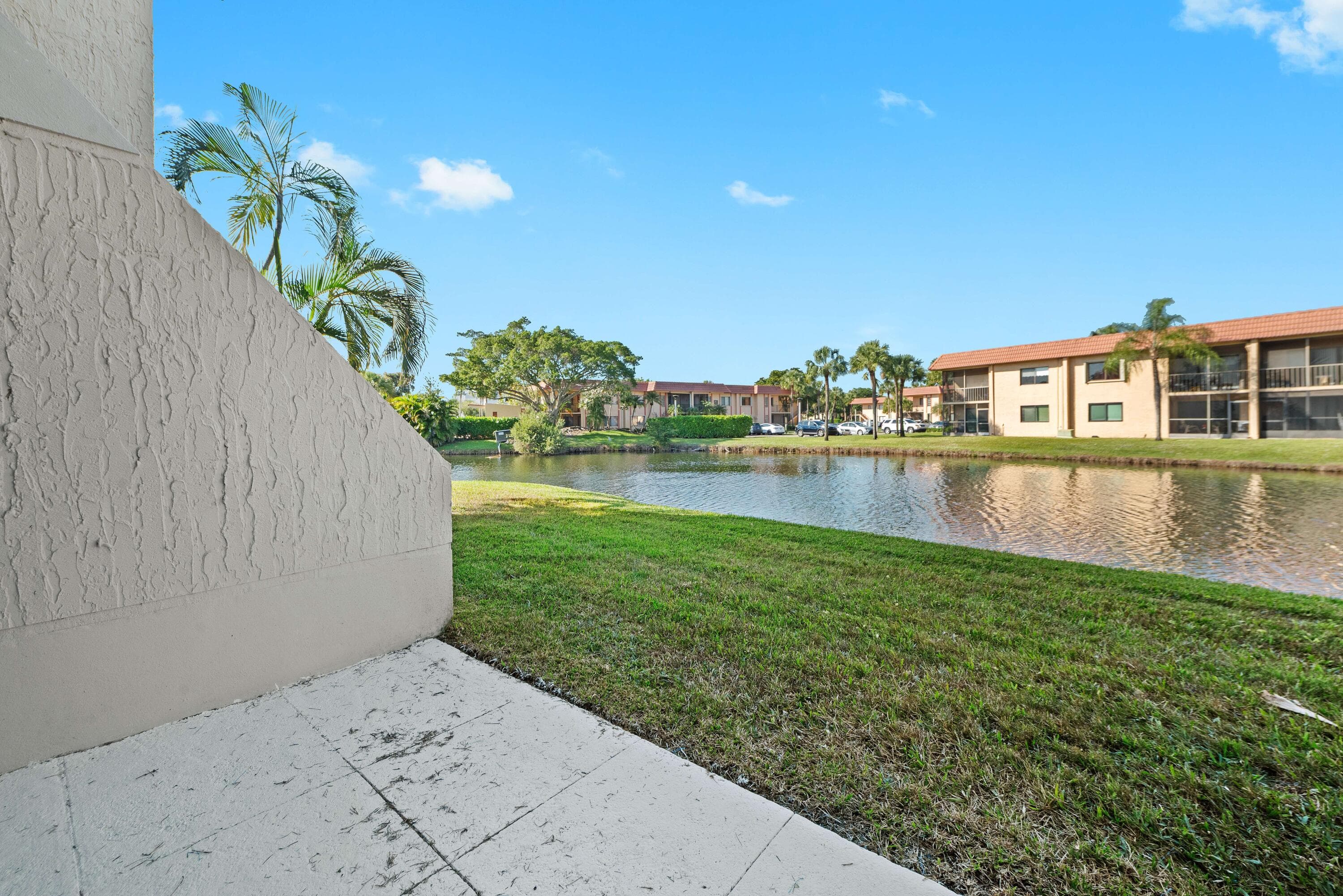 140 Lakeview Drive 103, Weston, FL 33326 — photo 9 of 25