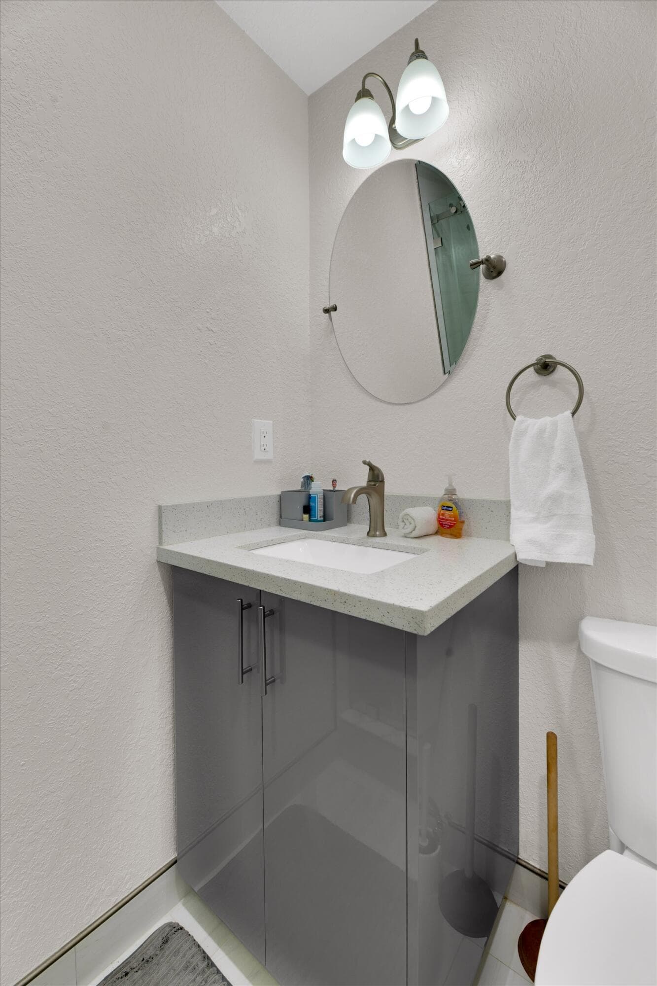 2633 NE 3rd Avenue, Wilton Manors, FL 33334 — photo 45 of 55