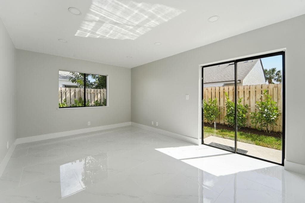 875 NW 22nd Avenue, Delray Beach, FL 33445 — photo 10 of 42