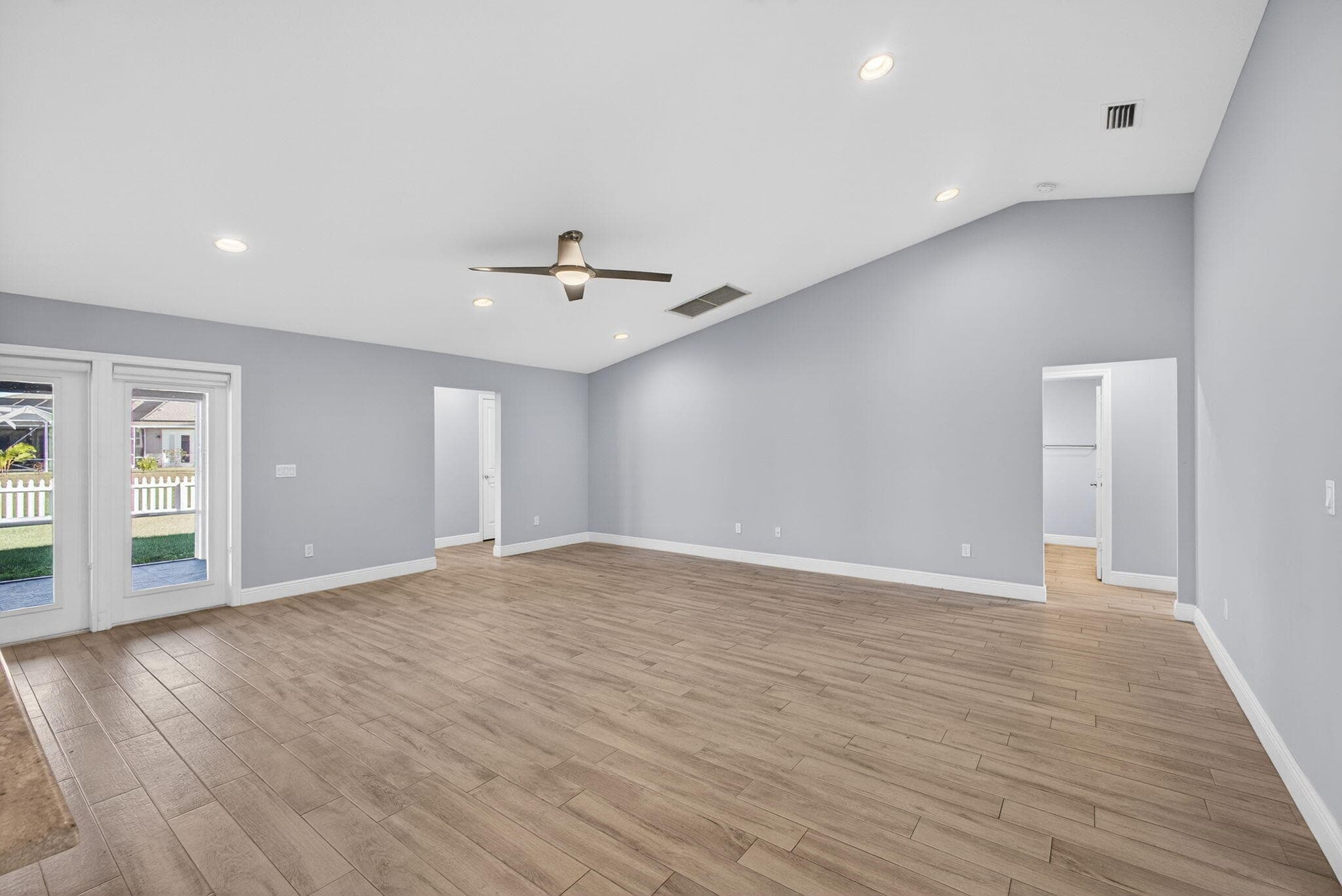 2501 SE Mariposa Avenue, Port St. Lucie, FL 34952 — photo 8 of 63