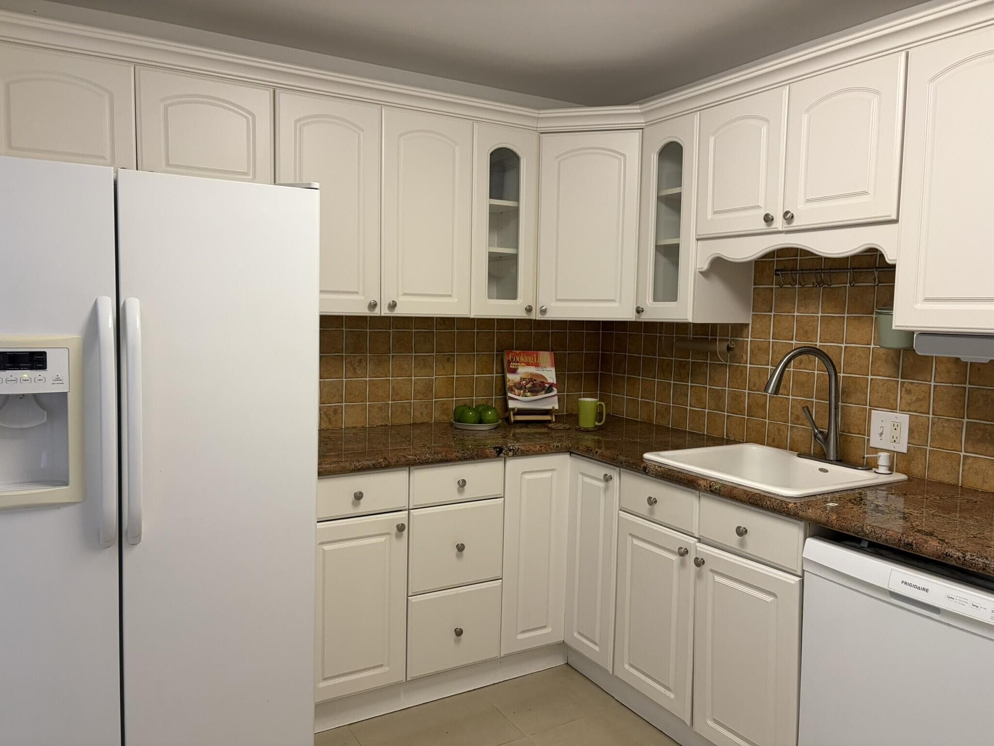 2940 N Course Drive 104, Pompano Beach, FL 33069 — photo 1 of 19