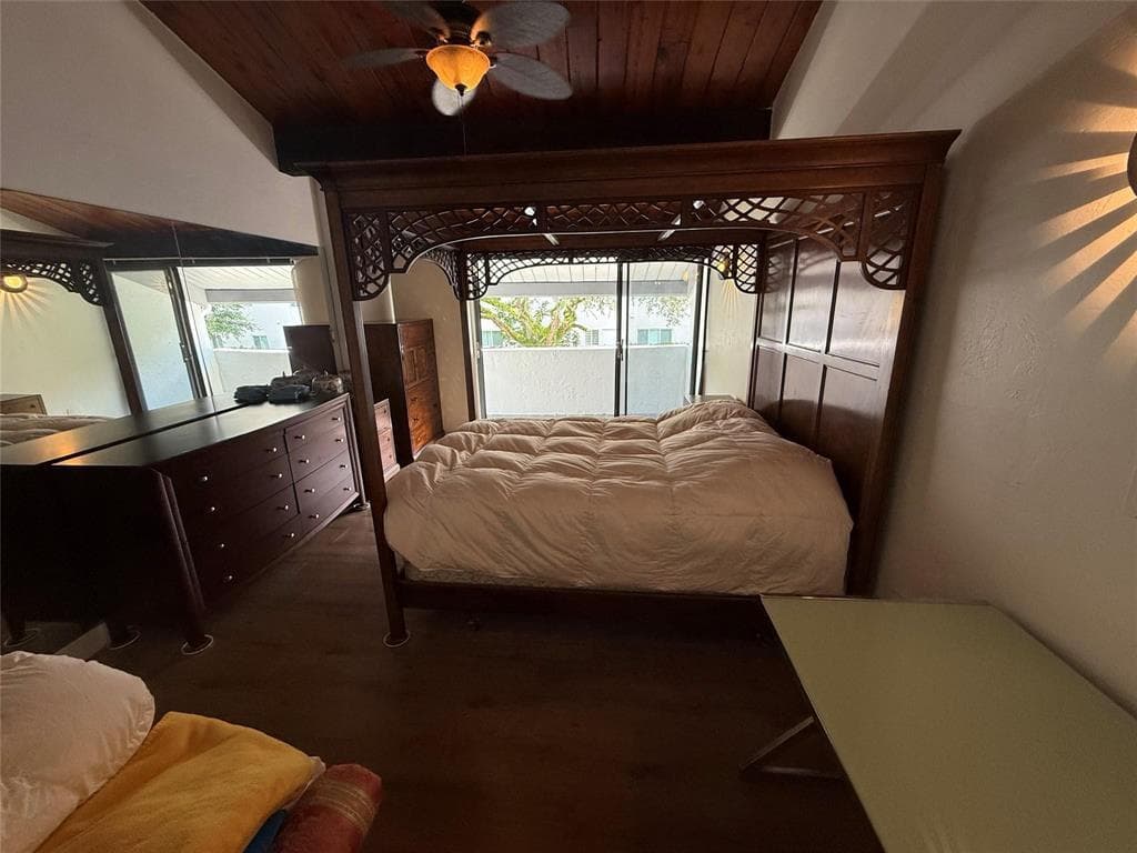 19428 NE 26th Avenue 103b, Miami, FL 33180 — photo 18 of 50