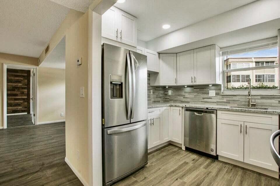 705 Lori Drive 104, Palm Springs, FL 33461 — photo 2 of 12