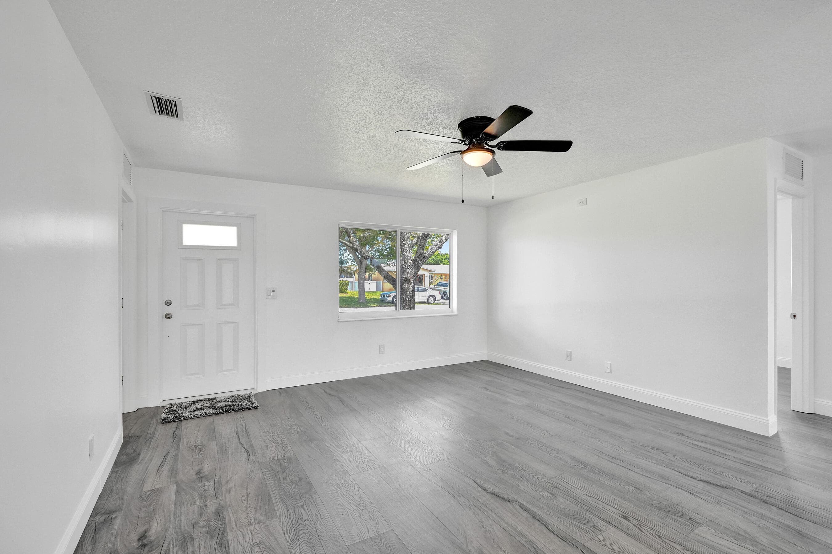 9366 NW 23rd Street, Pembroke Pines, FL 33024 — photo 15 of 66