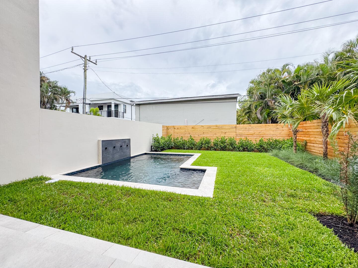 1319 NE 14th Avenue 1319, Fort Lauderdale, FL 33304 — photo 8 of 27