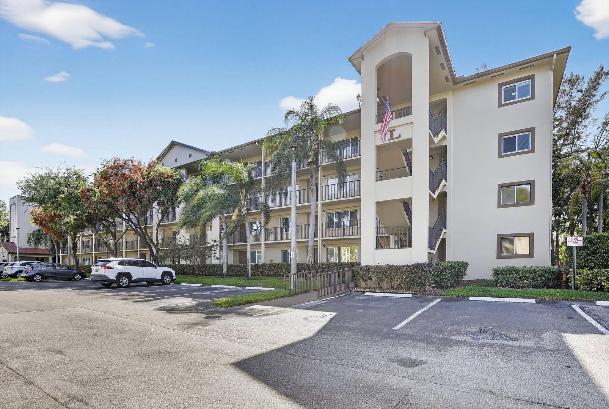 900 SW 142nd Avenue 305l, Pembroke Pines, FL 33027 — photo 28 of 37