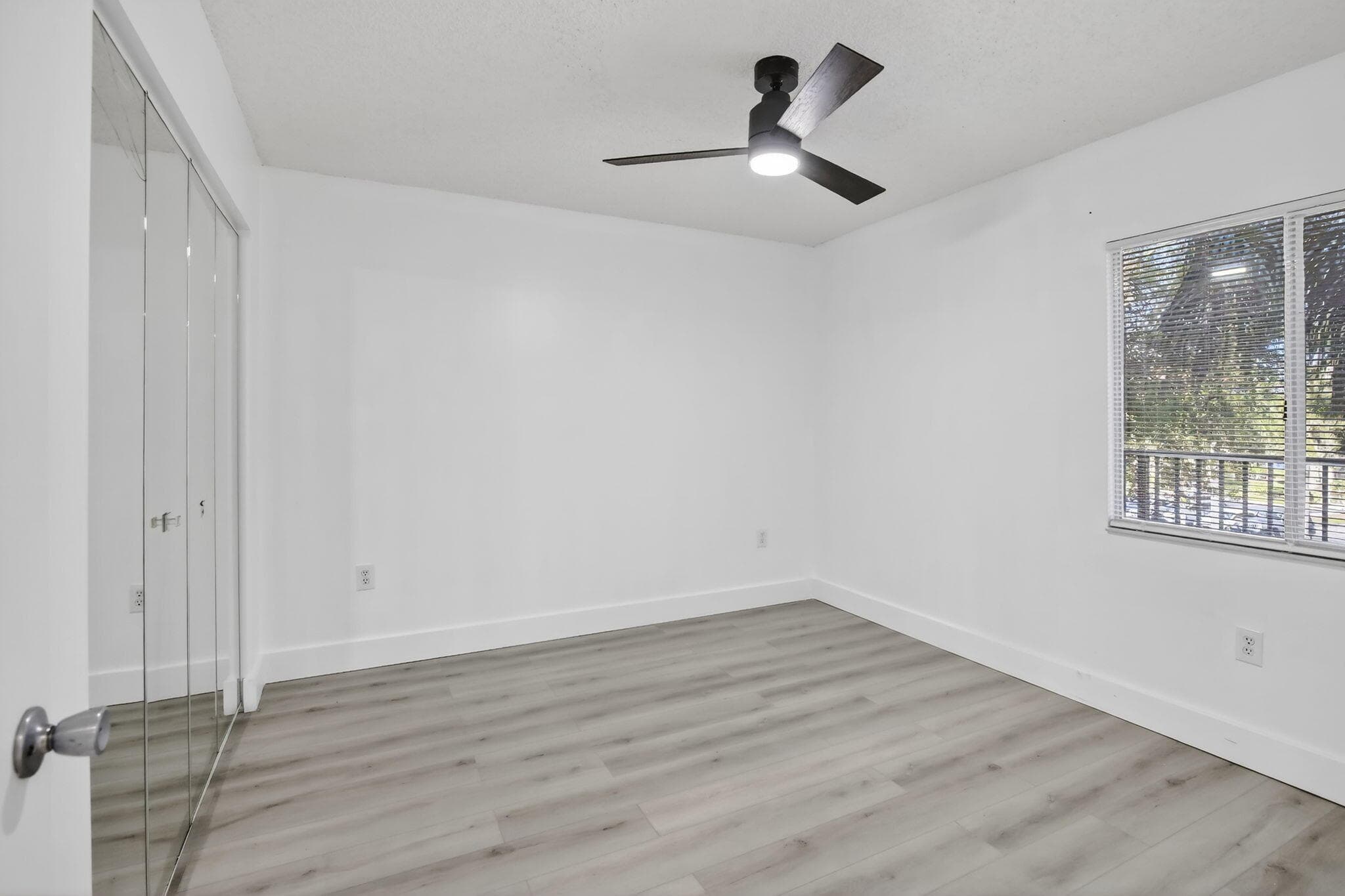 900 SW 142nd Avenue 305l, Pembroke Pines, FL 33027 — photo 20 of 37