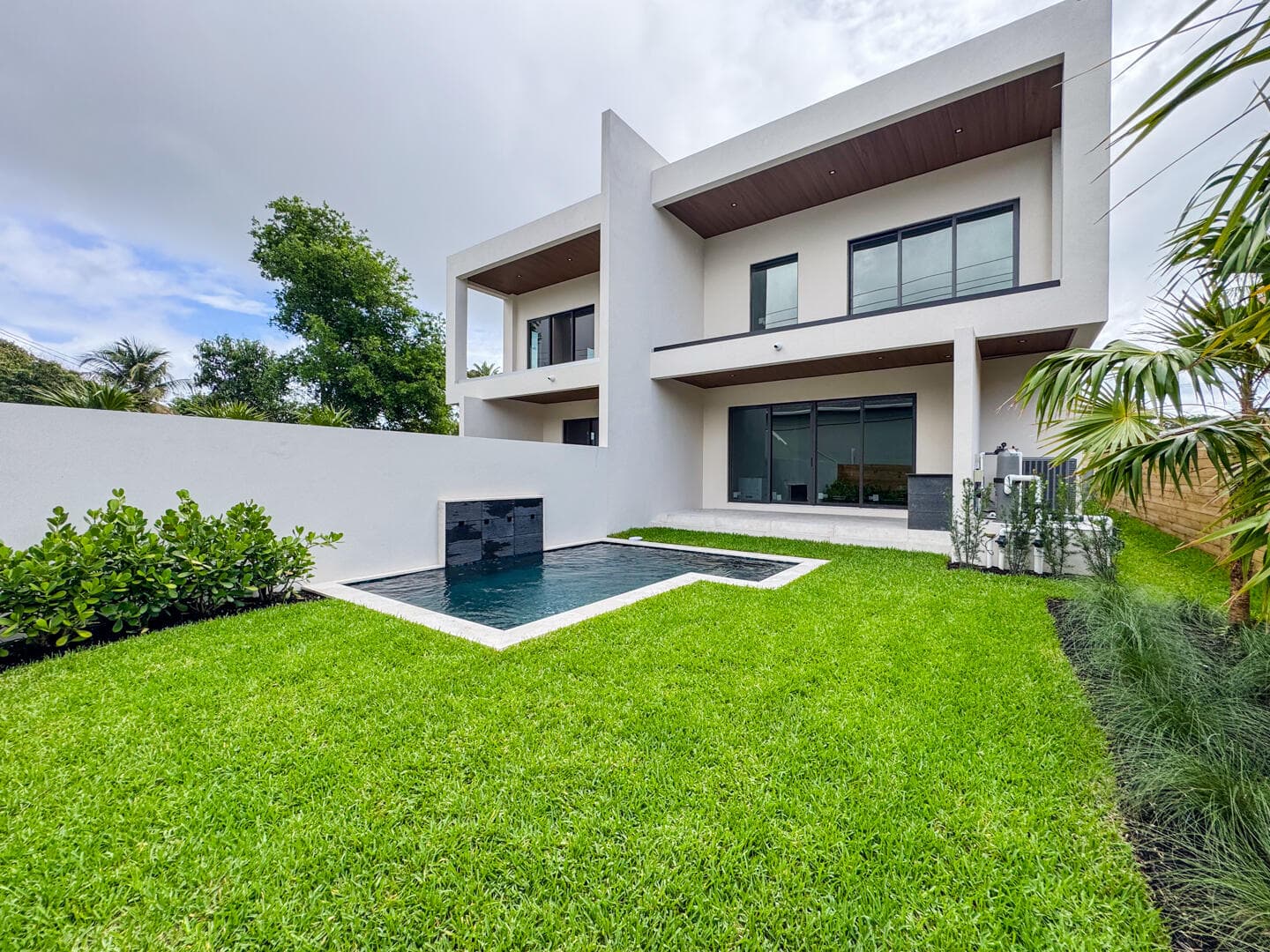 1321 NE 14th Avenue 1321, Fort Lauderdale, FL 33316 — photo 5 of 27