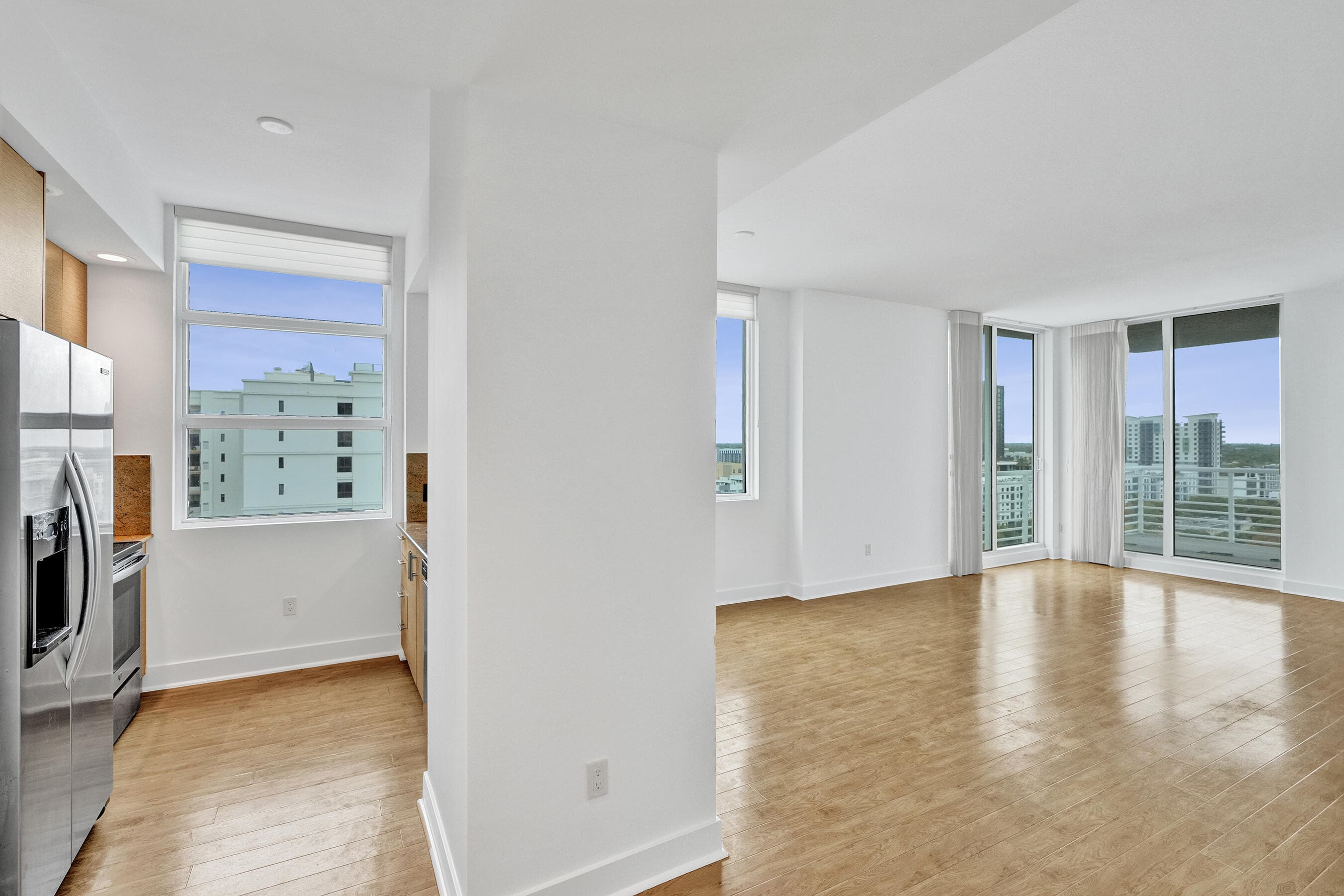 315 NE 3rd Avenue 1201, Fort Lauderdale, FL 33301 — photo 3 of 46