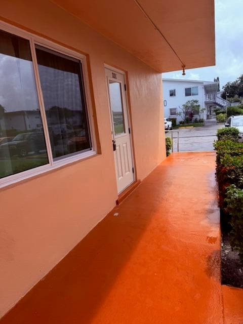331 N Sheffield N 331, West Palm Beach, FL 33417 — photo 2 of 39
