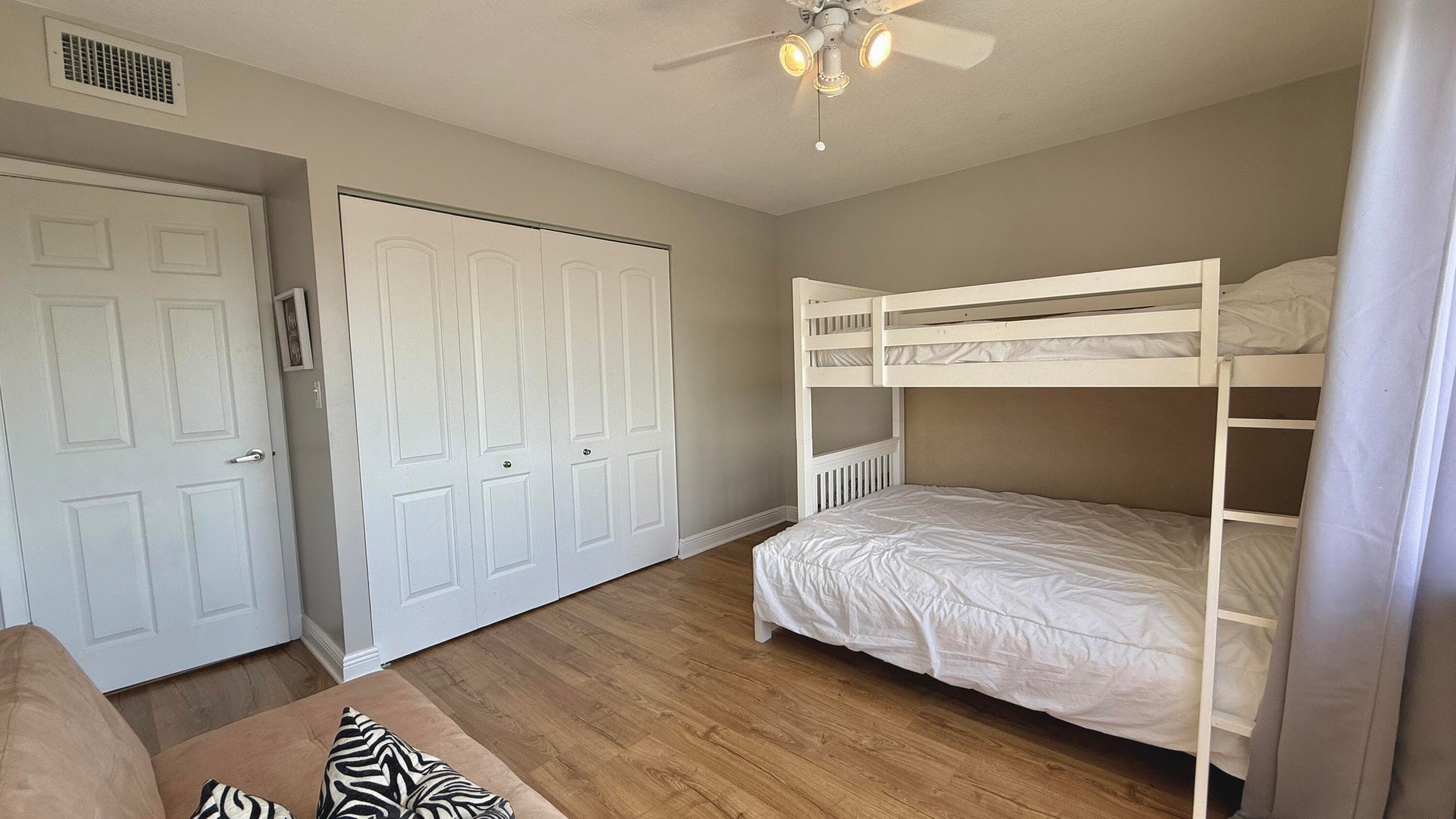 401 Golden Isles Drive 409, Hallandale Beach, FL 33009 — photo 21 of 32