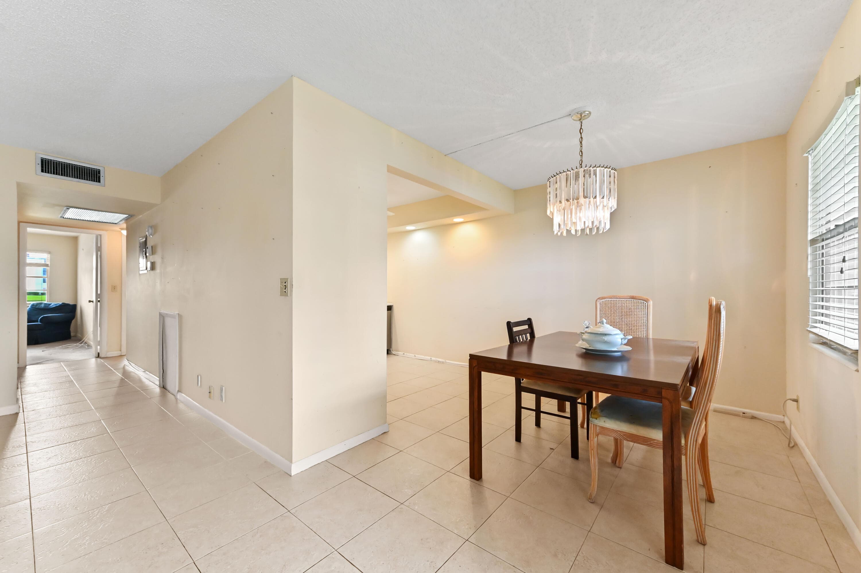1034 Rexford B, Boca Raton, FL 33434 — photo 8 of 24