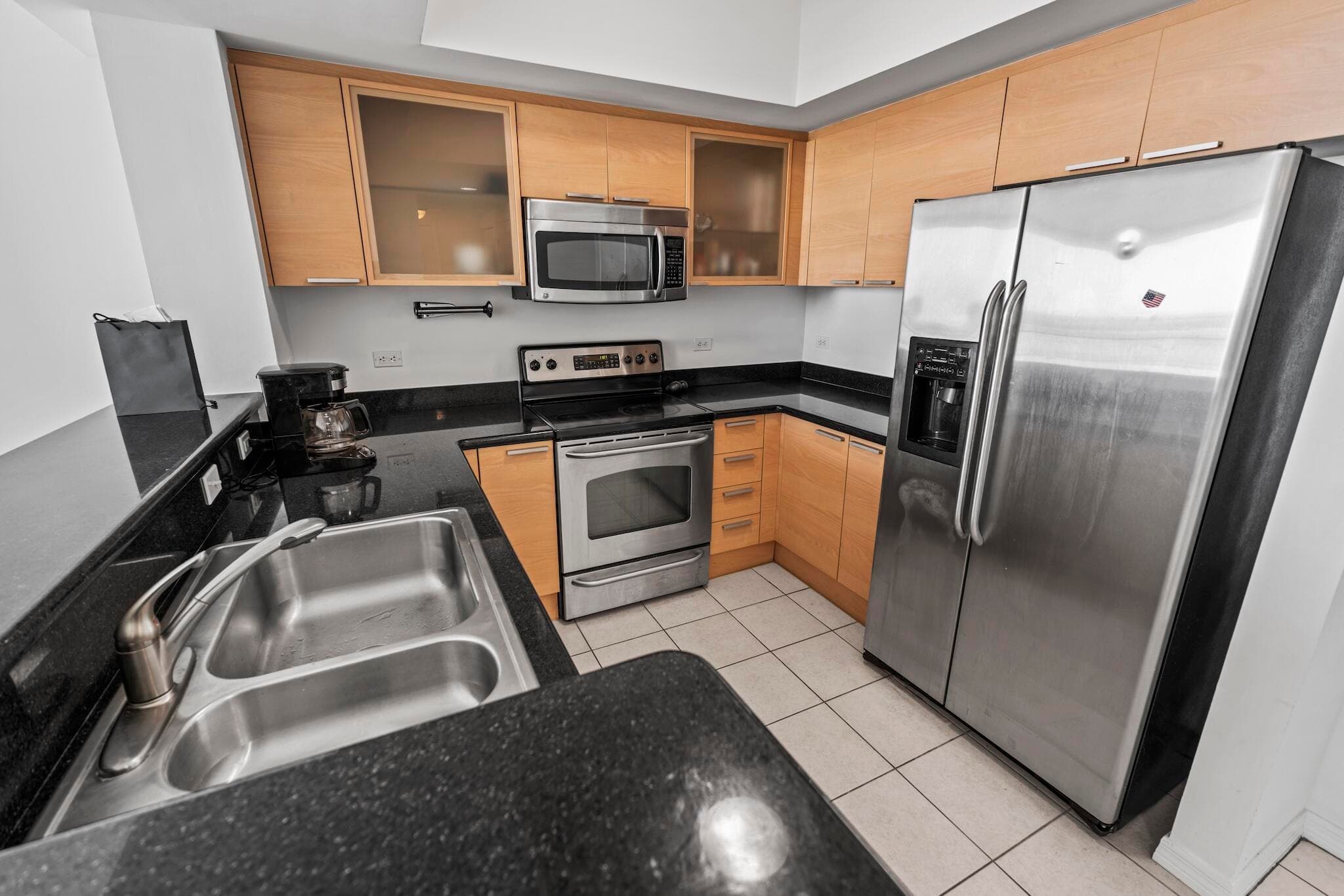 140 S Dixie Highway 905, Hollywood, FL 33020 — photo 19 of 33