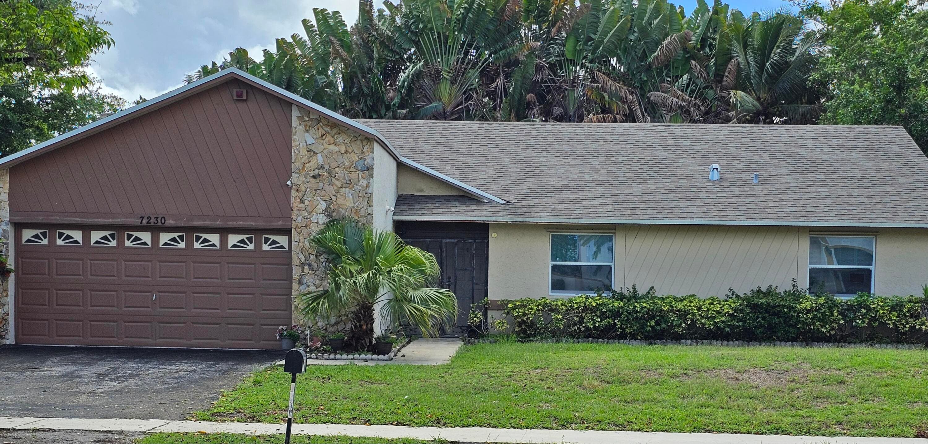 7230 NW 47th Place NW, Lauderhill, FL 33319 — photo 1 of 33