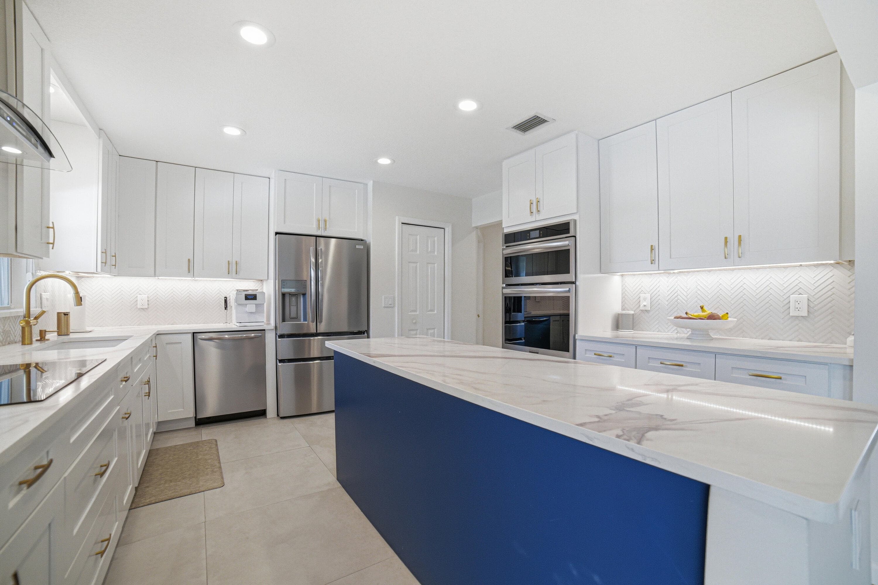 2281 SE 11th Street, Pompano Beach, FL 33062 — photo 16 of 40