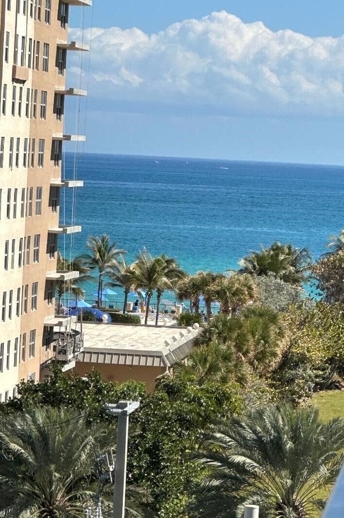 1945 S Ocean Drive, Hallandale Beach, FL 33009 — photo 28 of 30
