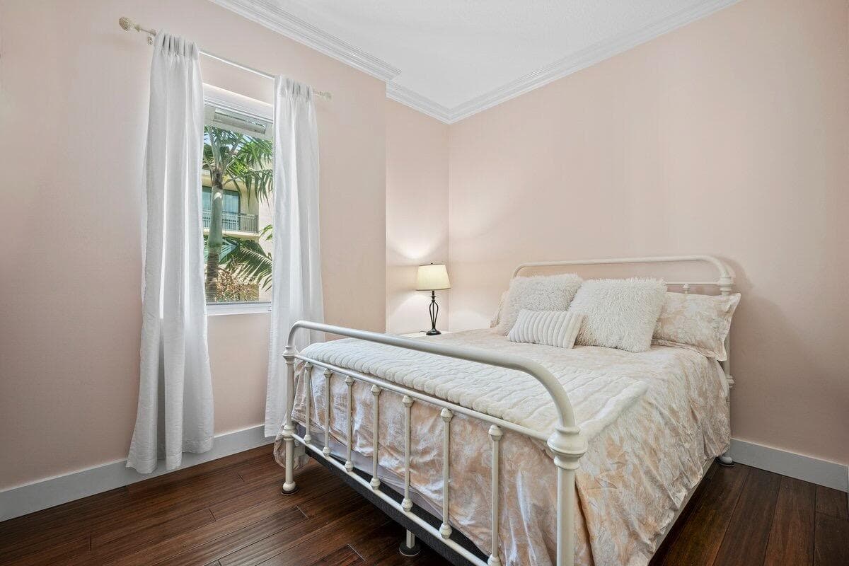 12 SE 1st Avenue 302, Delray Beach, FL 33444 — photo 14 of 24