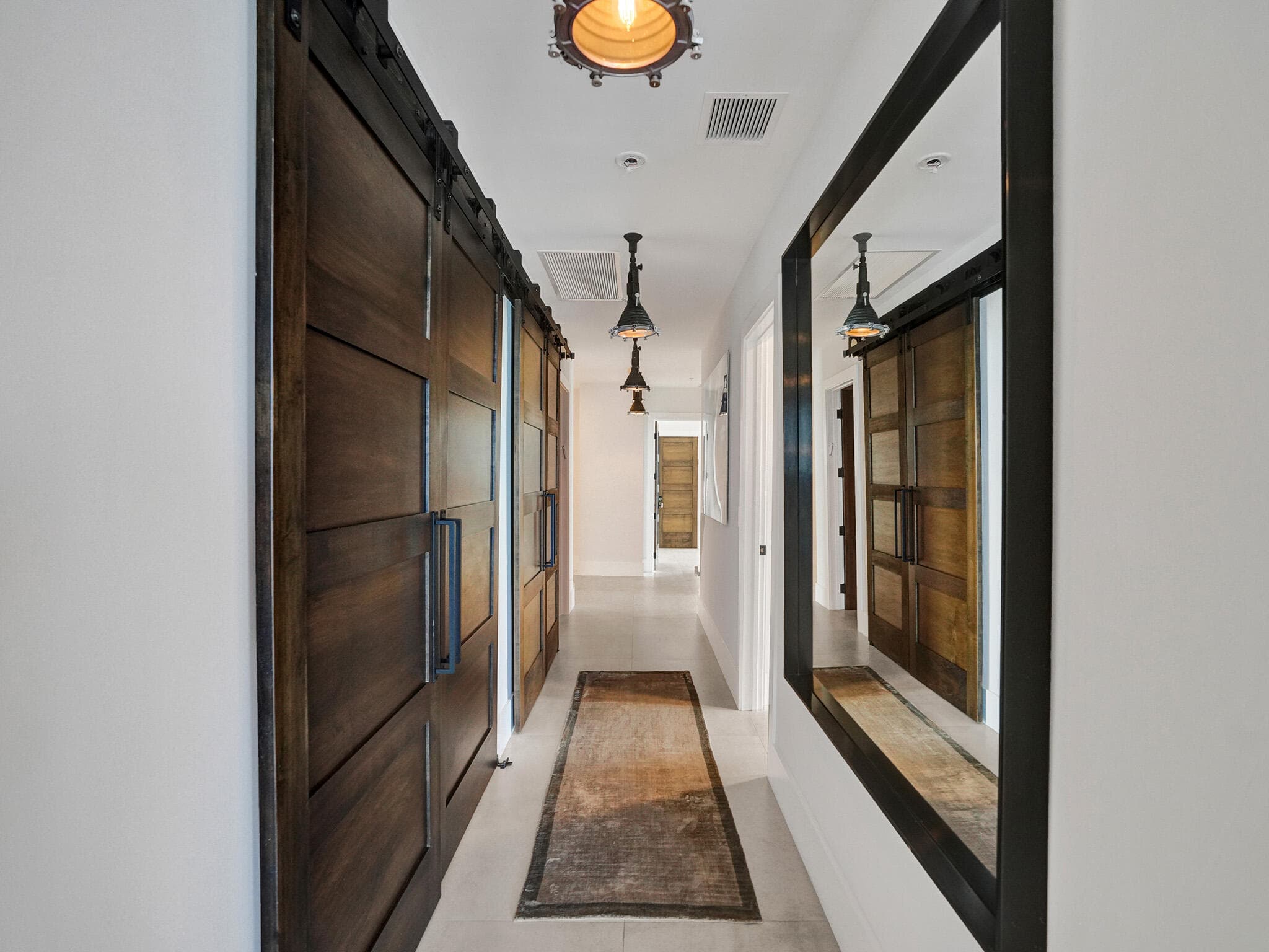 17301 Biscayne Boulevard, North Miami Beach, FL 33160 — photo 31 of 64