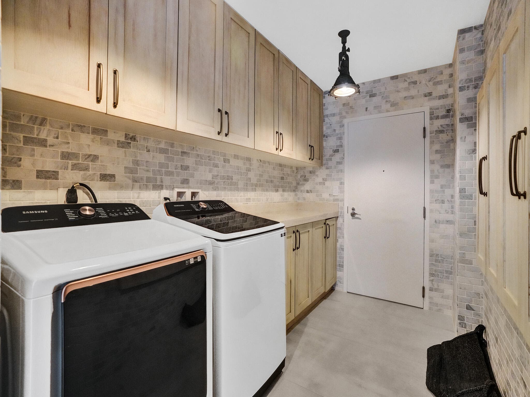 17301 Biscayne Boulevard, North Miami Beach, FL 33160 — photo 39 of 64