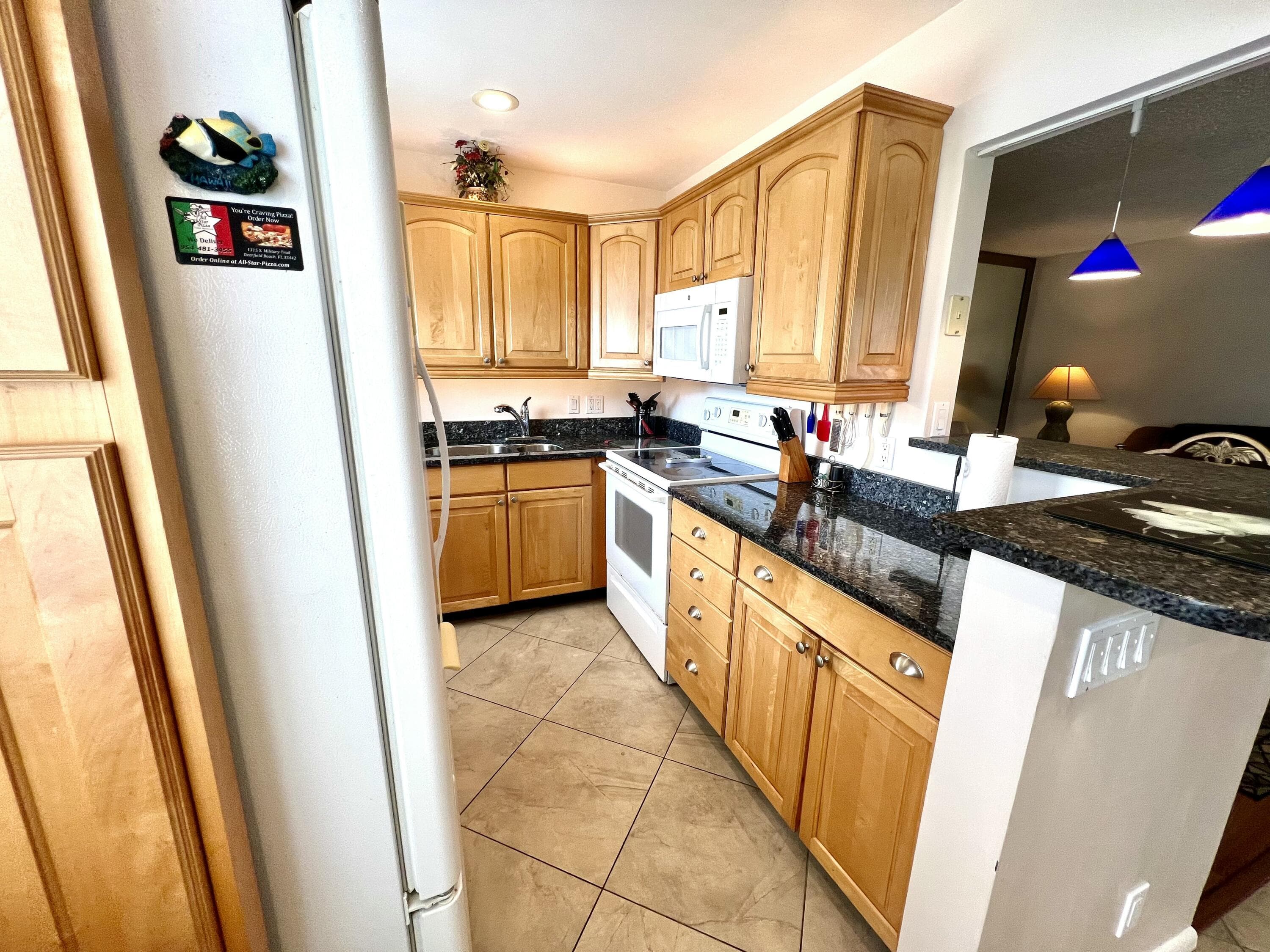 328 Farnham P, Deerfield Beach, FL 33442 — photo 23 of 42
