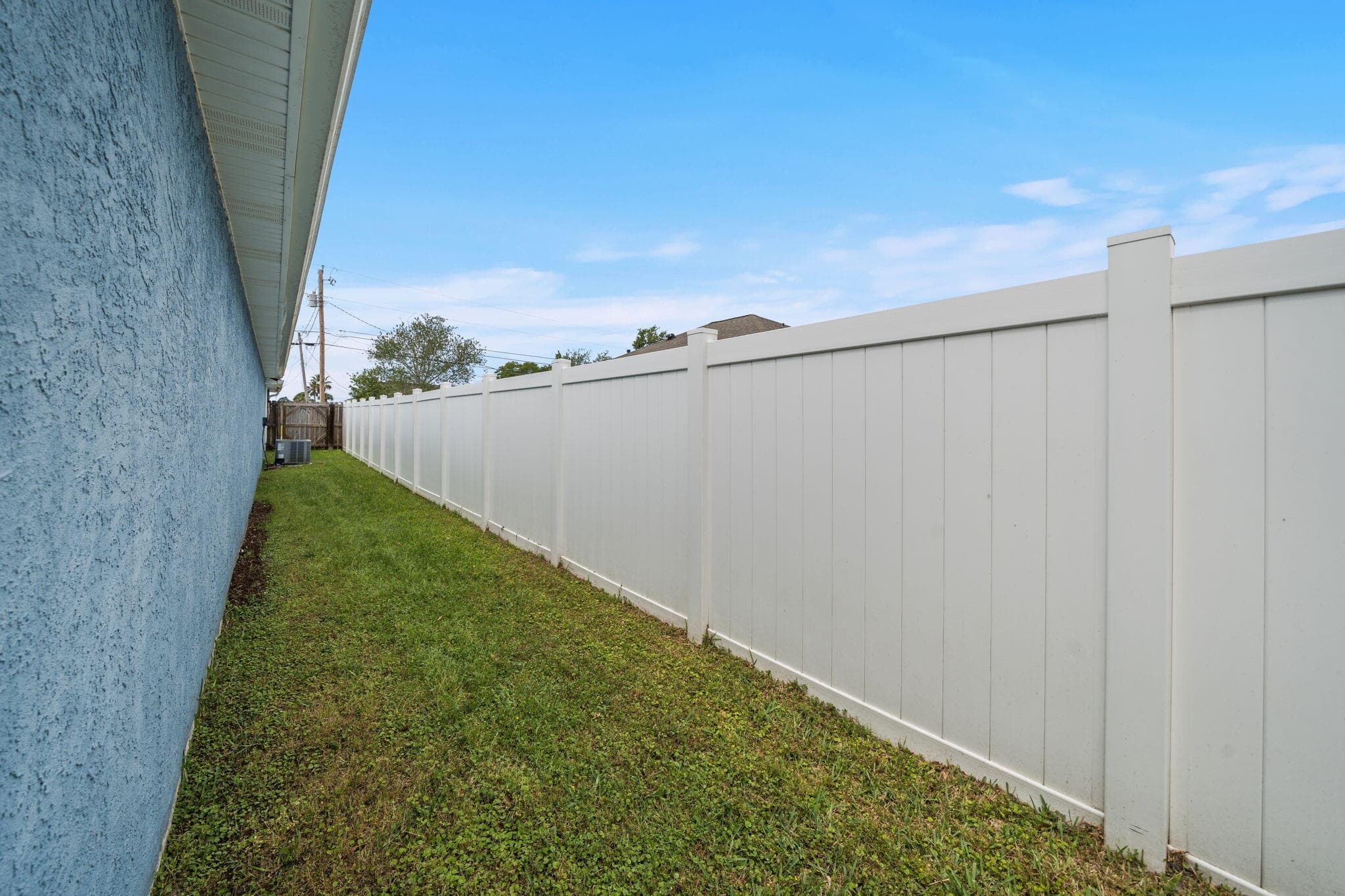 1407 Rhode Island Avenue, Lynn Haven, FL 32444 — photo 4 of 48