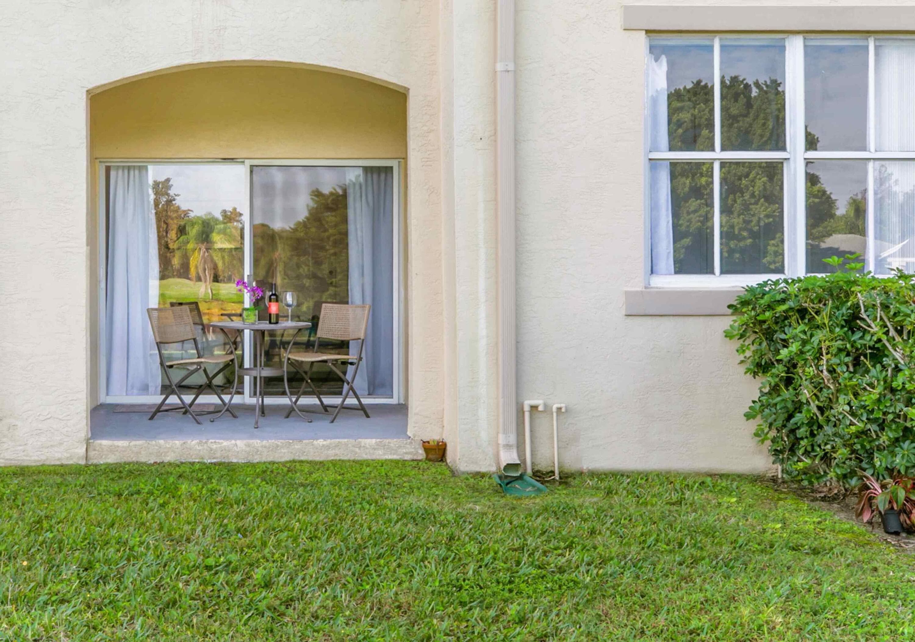 2040 Greenview Shores Boulevard 203, Wellington, FL 33414 — photo 4 of 12