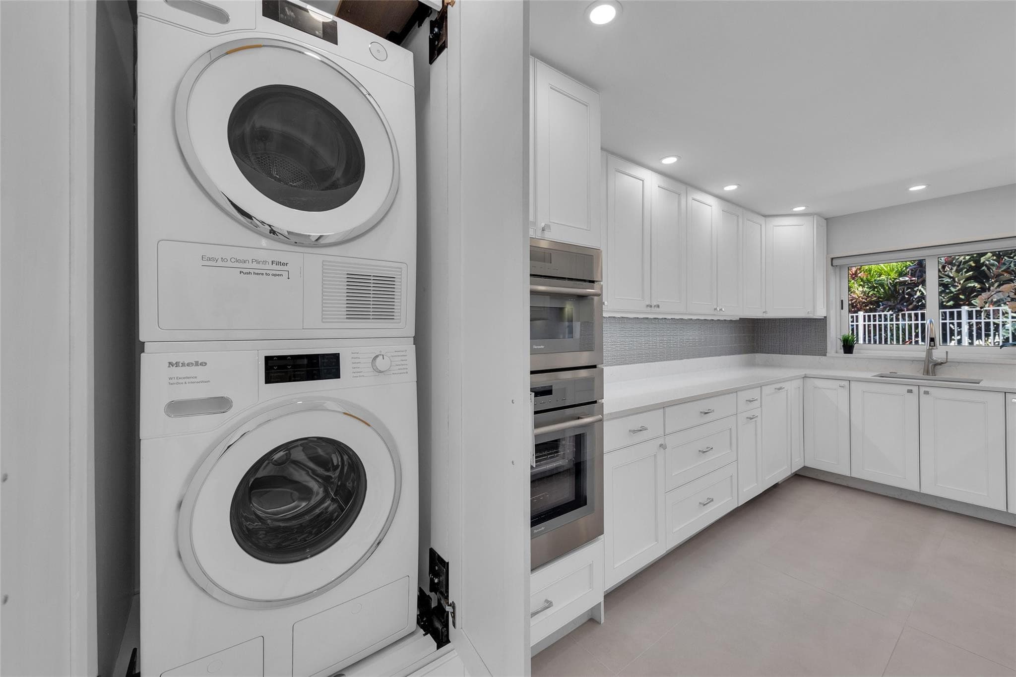 1922 S Ocean Lane 10, Fort Lauderdale, FL 33316 — photo 18 of 49