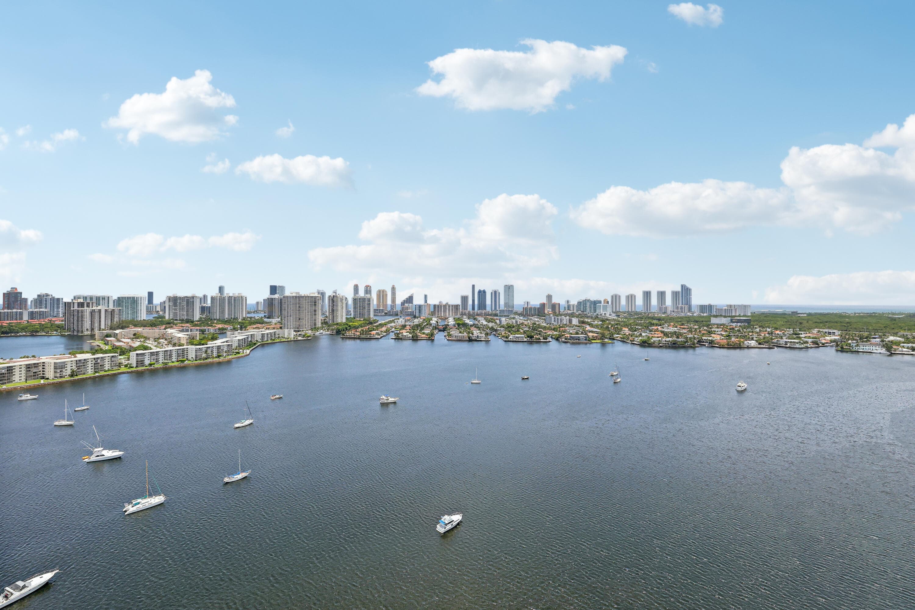 17301 Biscayne Boulevard Ph-7, North Miami Beach, FL 33160 — photo 10 of 64
