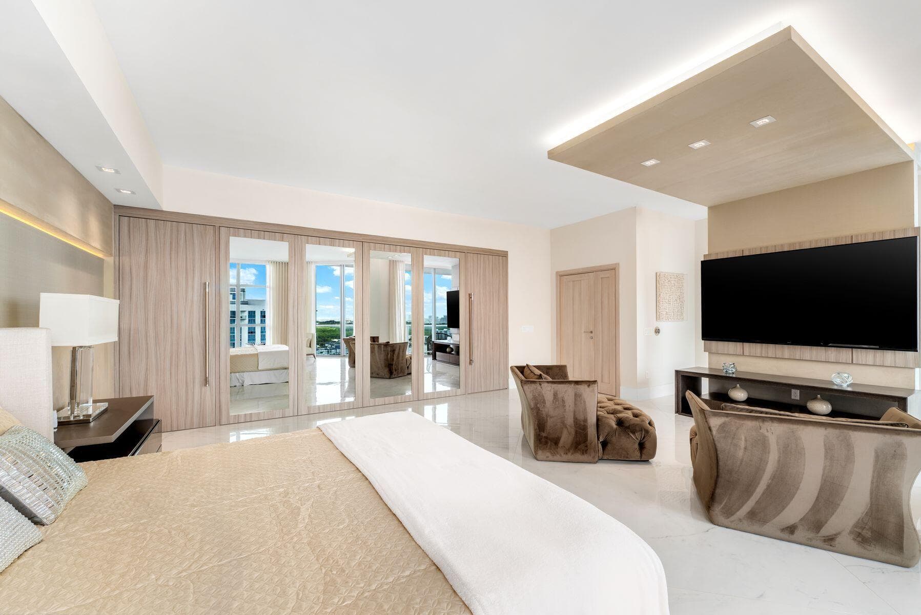 17301 Biscayne Boulevard Ph-7, North Miami Beach, FL 33160 — photo 24 of 64