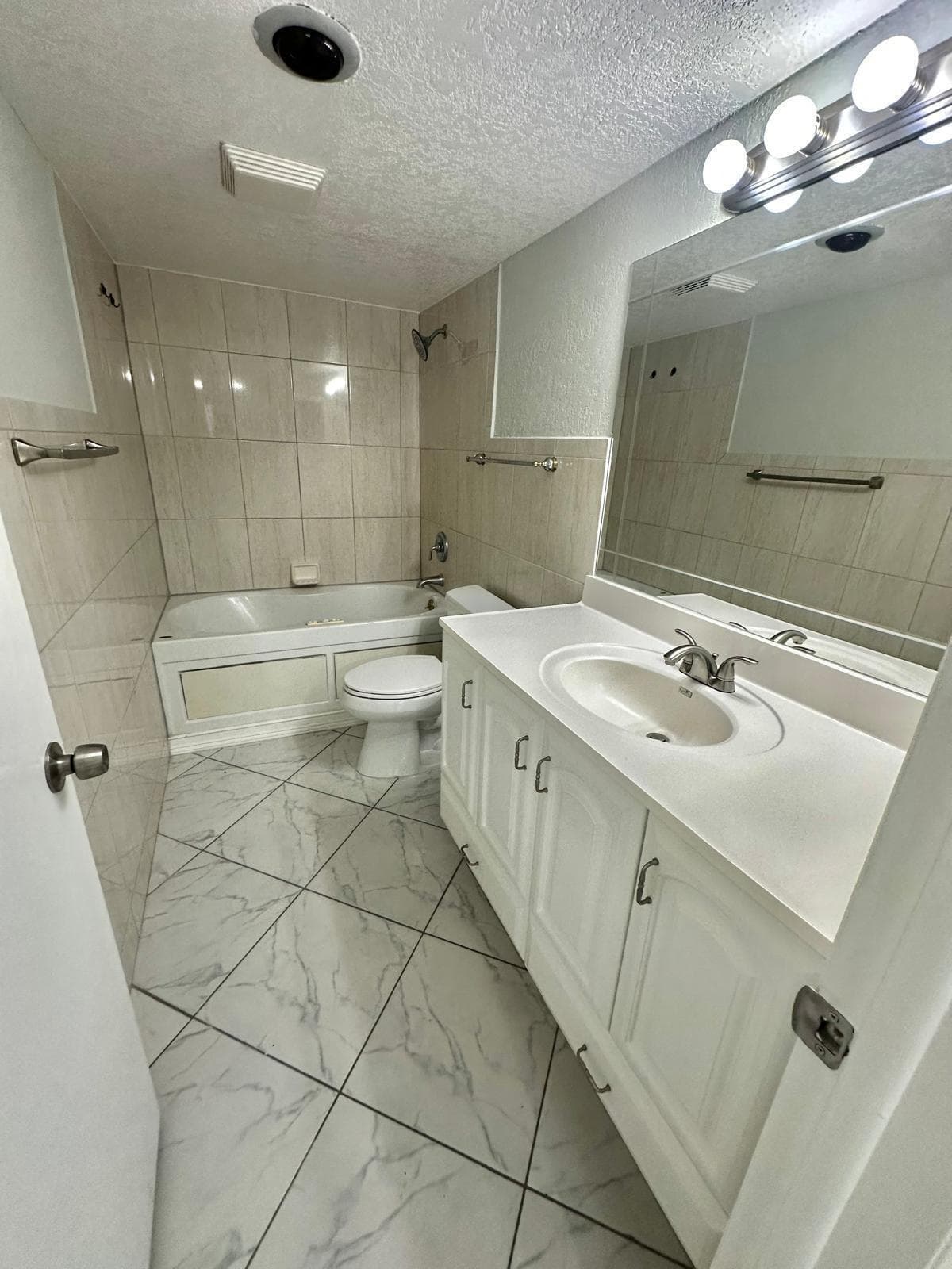 4158 Inverrary Drive 202, Lauderhill, FL 33319 — photo 10 of 20
