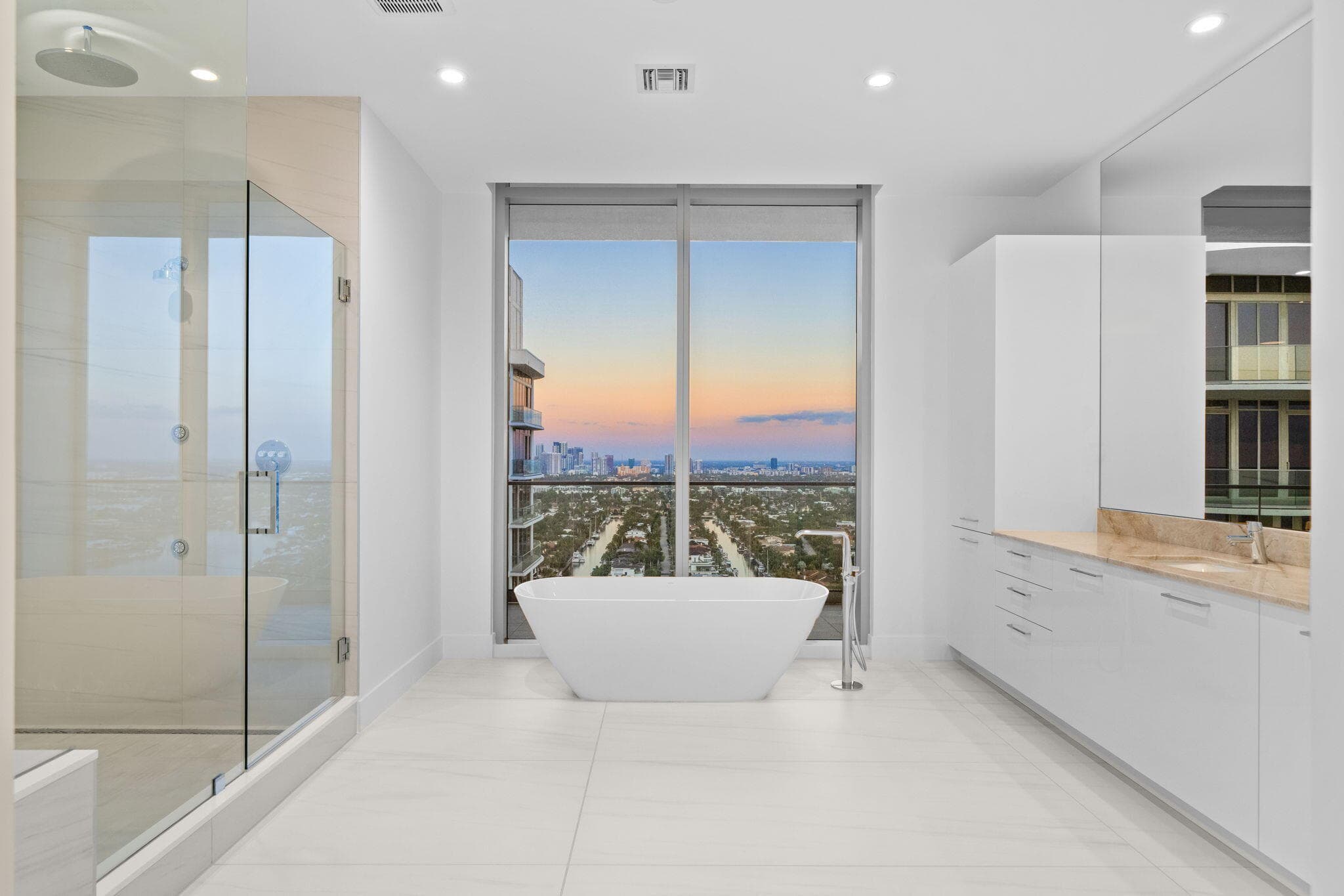 151 N Seabreeze Boulevard Ph2601-e, Fort Lauderdale, FL 33304 — photo 32 of 63