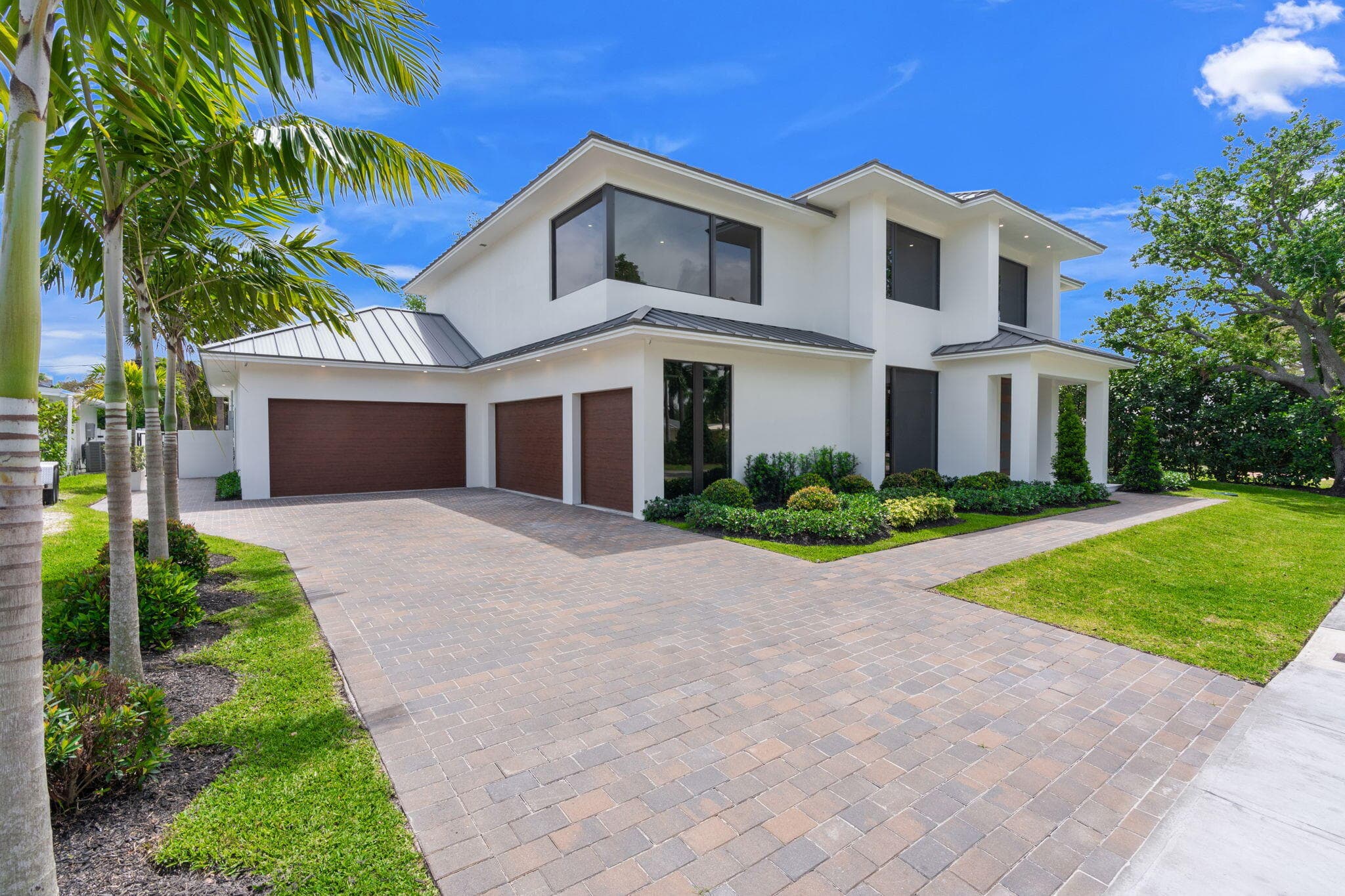 2406 NE 13th Court, Fort Lauderdale, FL 33304 — photo 4 of 75