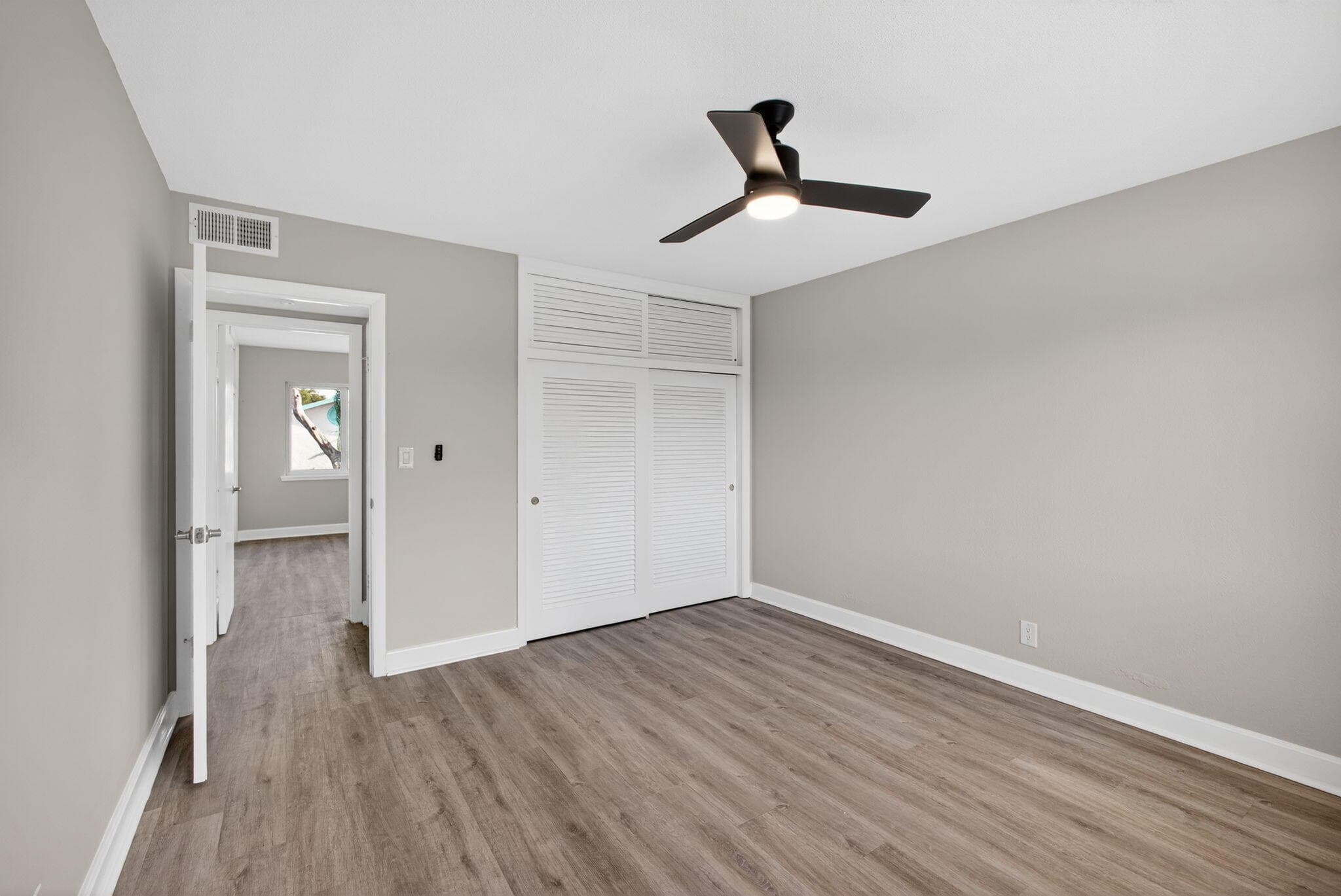624 Southwind Circle 1, North Palm Beach, FL 33408 — photo 17 of 37