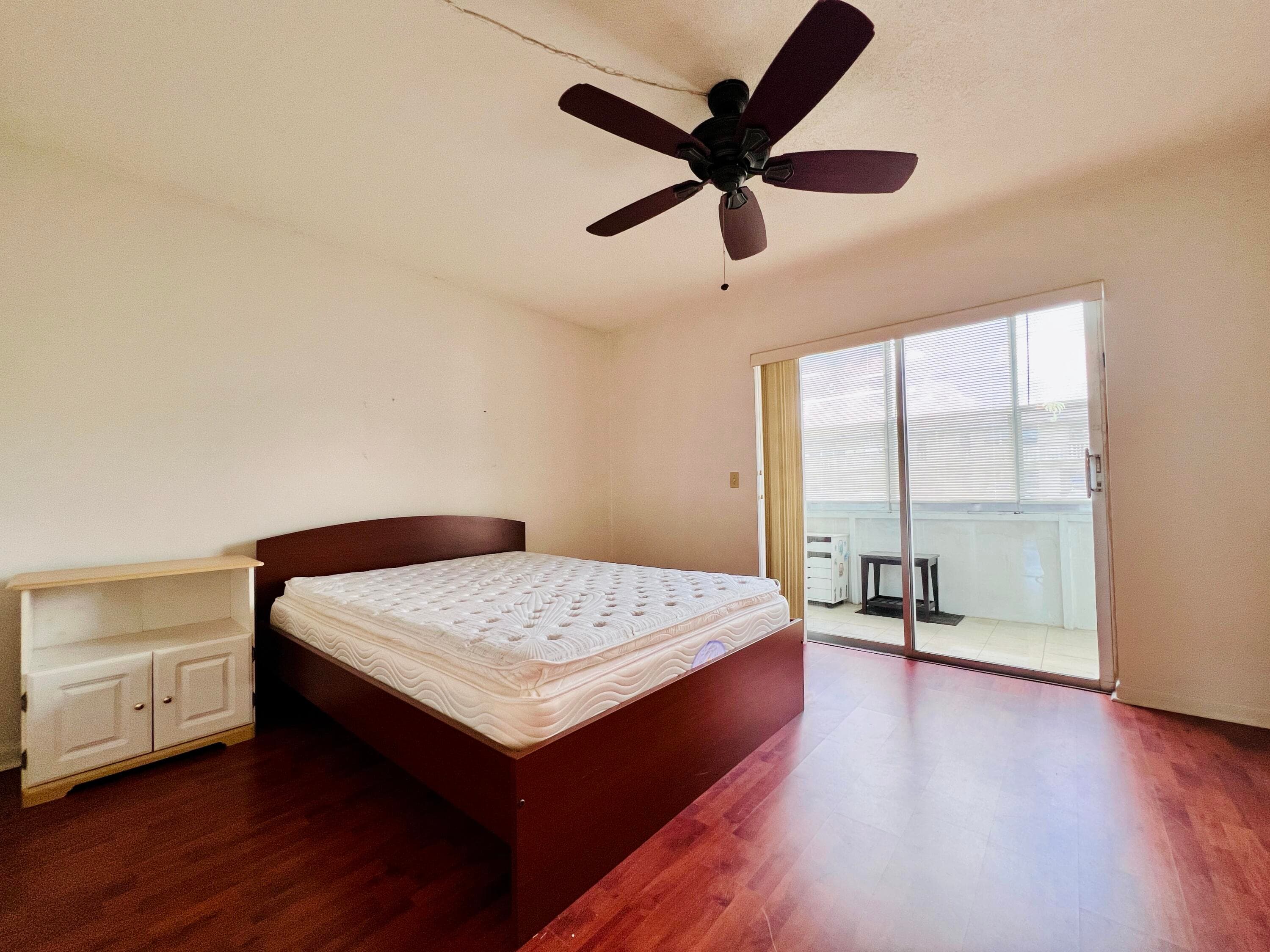 8 Northampton A, West Palm Beach, FL 33417 — photo 5 of 14