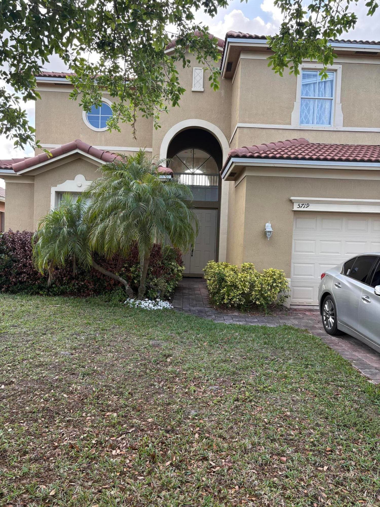 5719 Place Lake Drive, Fort Pierce, FL 34951 — photo 3 of 19