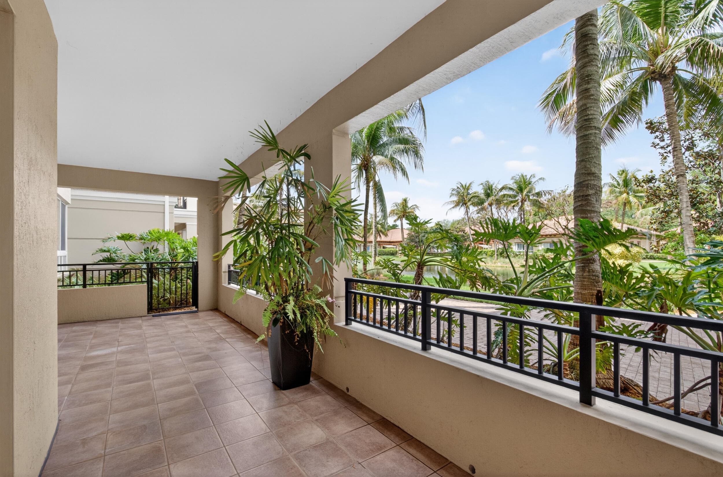 16135 Emerald Estates Drive 164, Weston, FL 33331 — photo 37 of 76