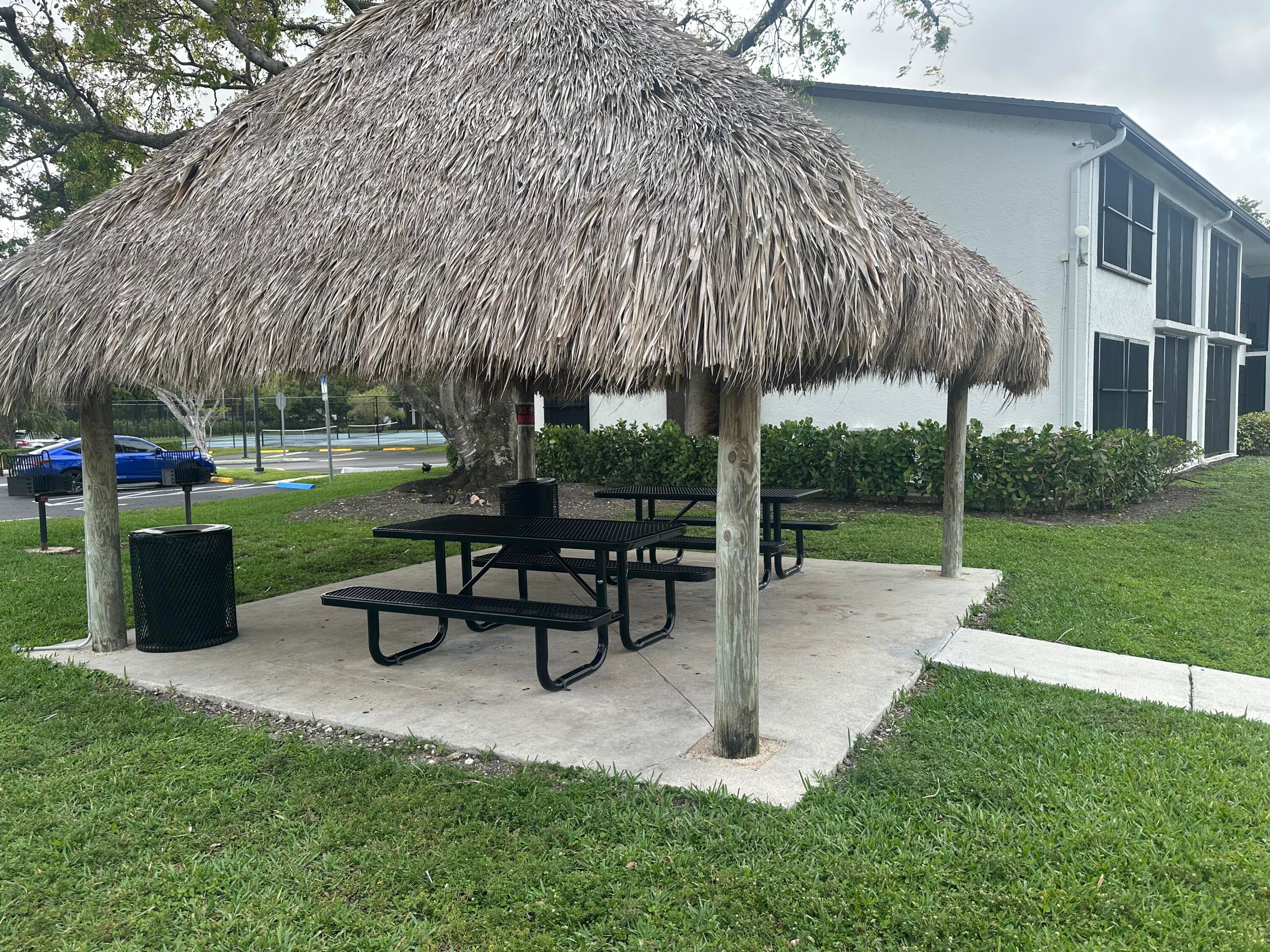 208 Lake Pointe Drive 108, Oakland Park, FL 33309 — photo 3 of 17