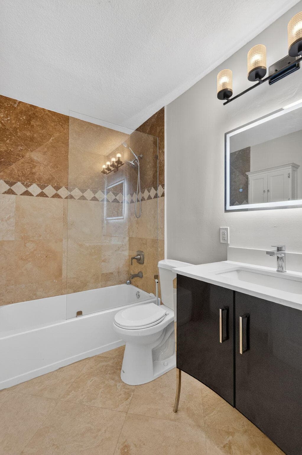 2213 NE 16th Street, Fort Lauderdale, FL 33304 — photo 24 of 59