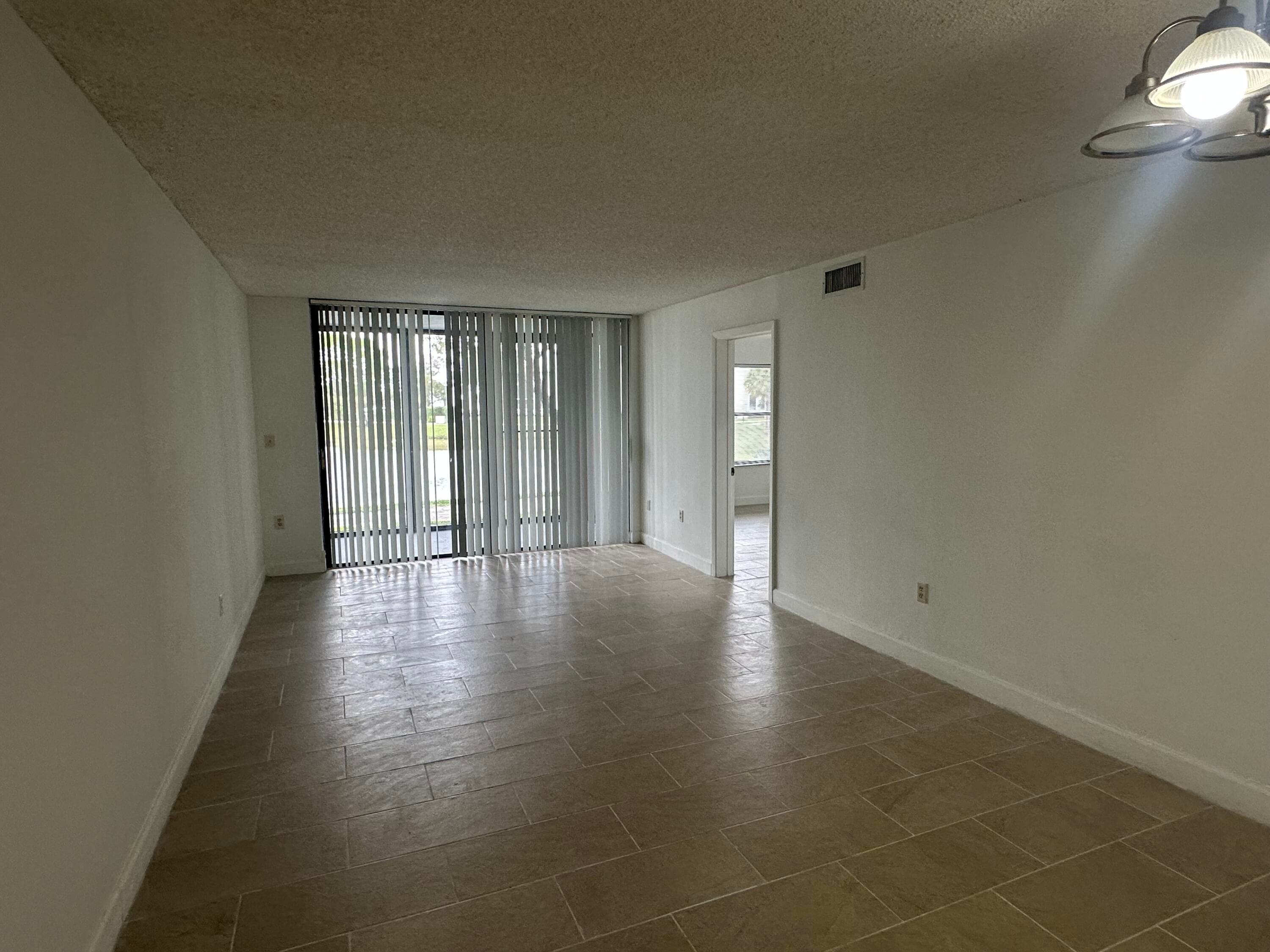 208 Lake Pointe Drive 108, Oakland Park, FL 33309 — photo 6 of 17